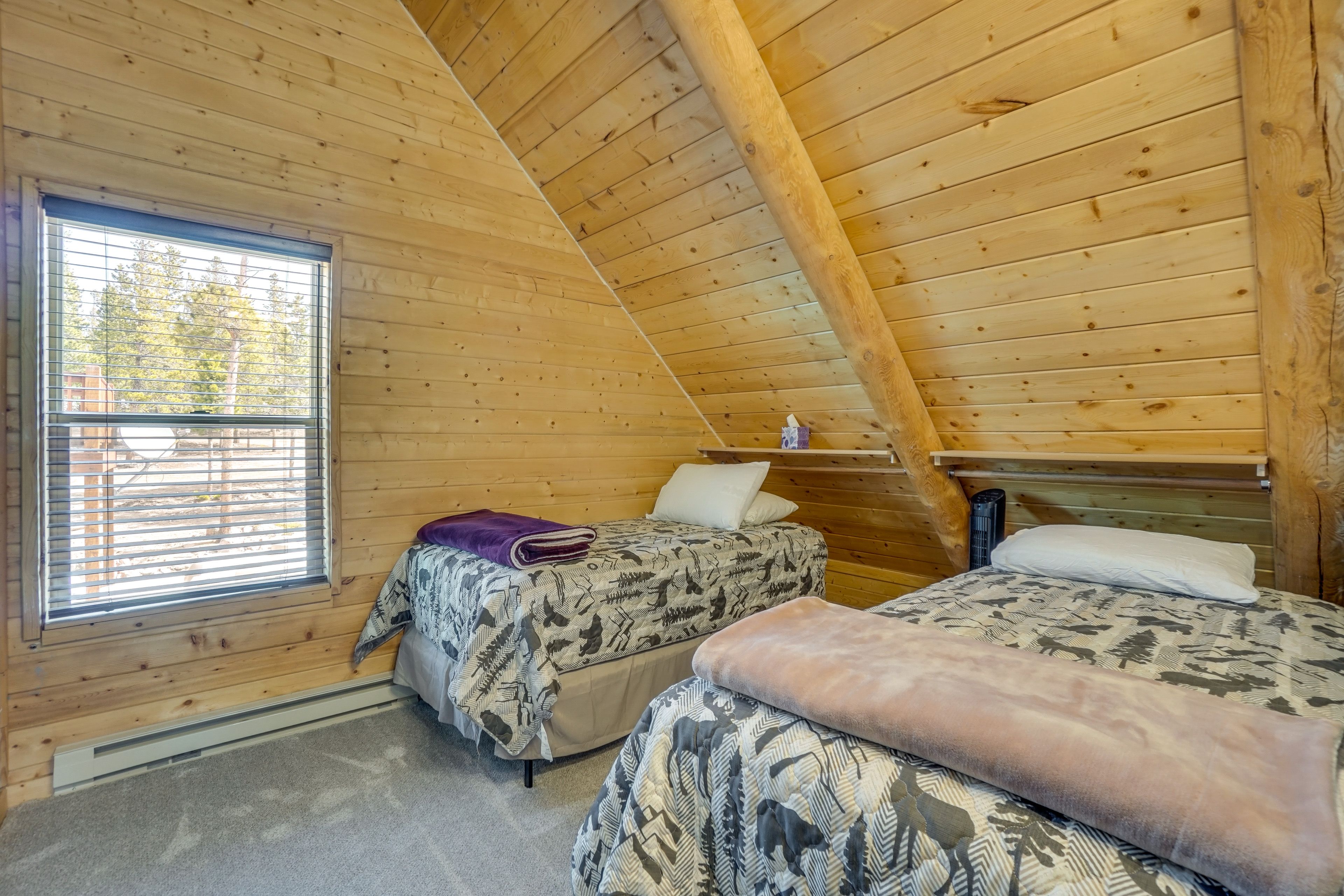 Bedroom 4 | 2 Twin Beds