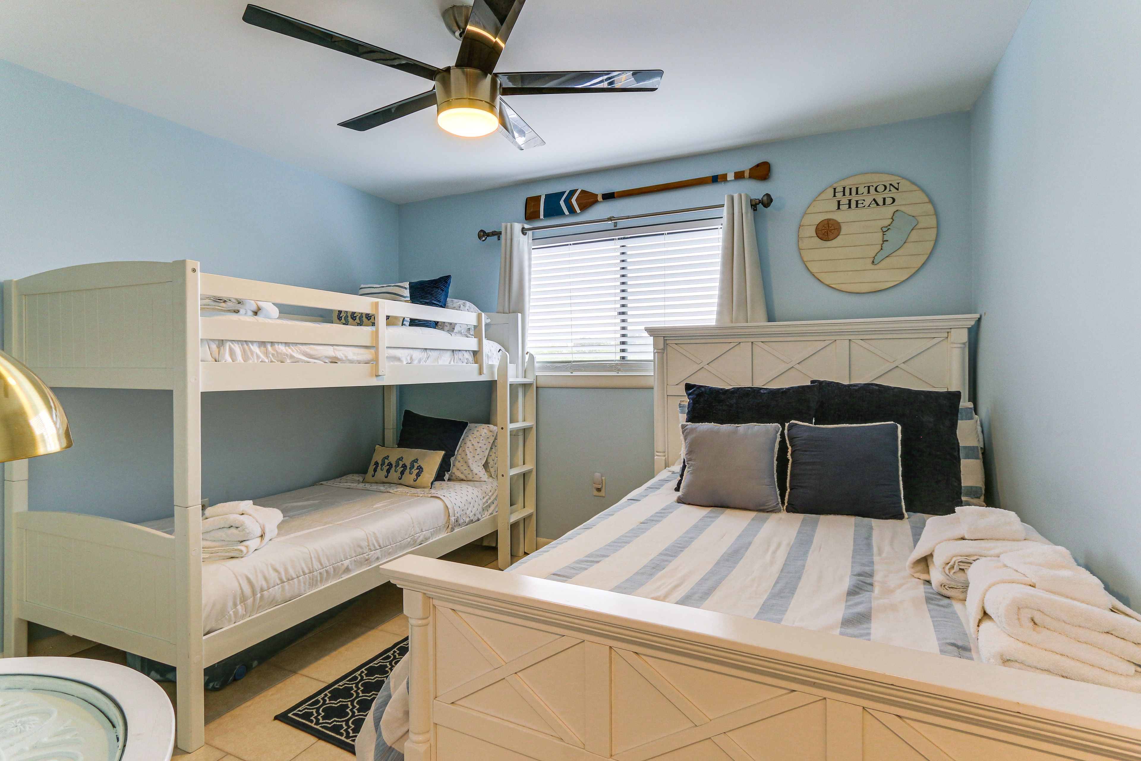 Bedroom 2 | Queen Bed | Twin Bunk Bed