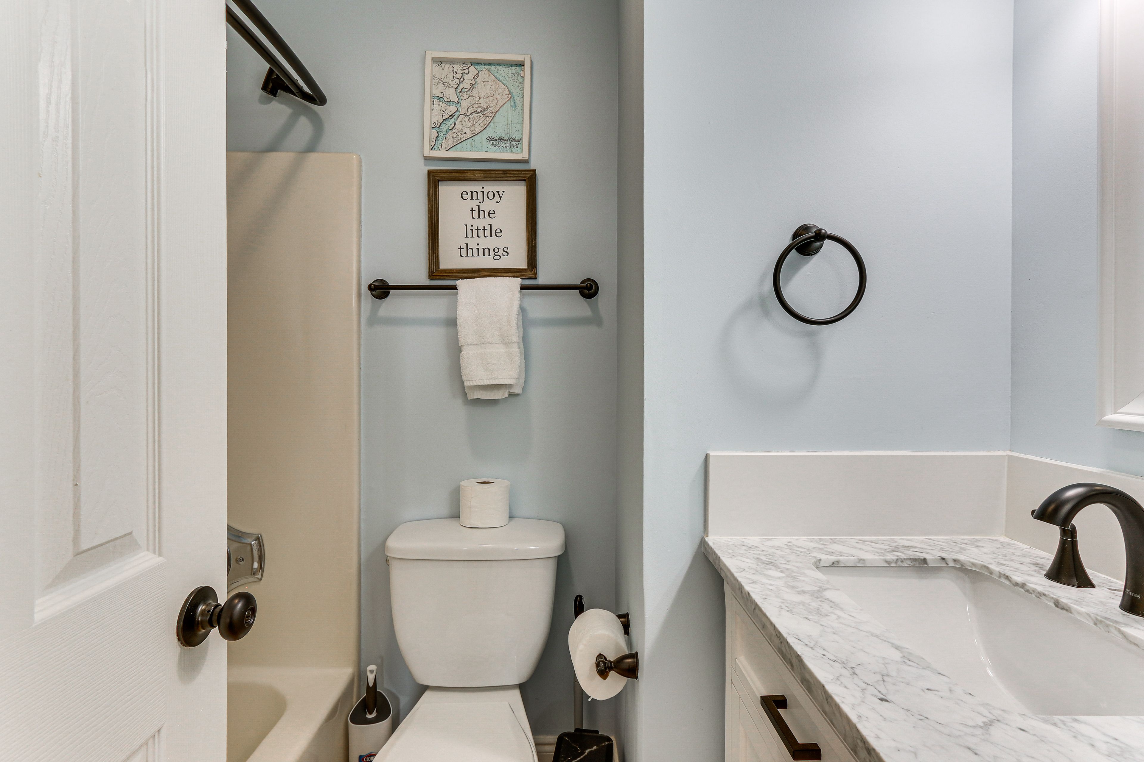 En-Suite Bathroom