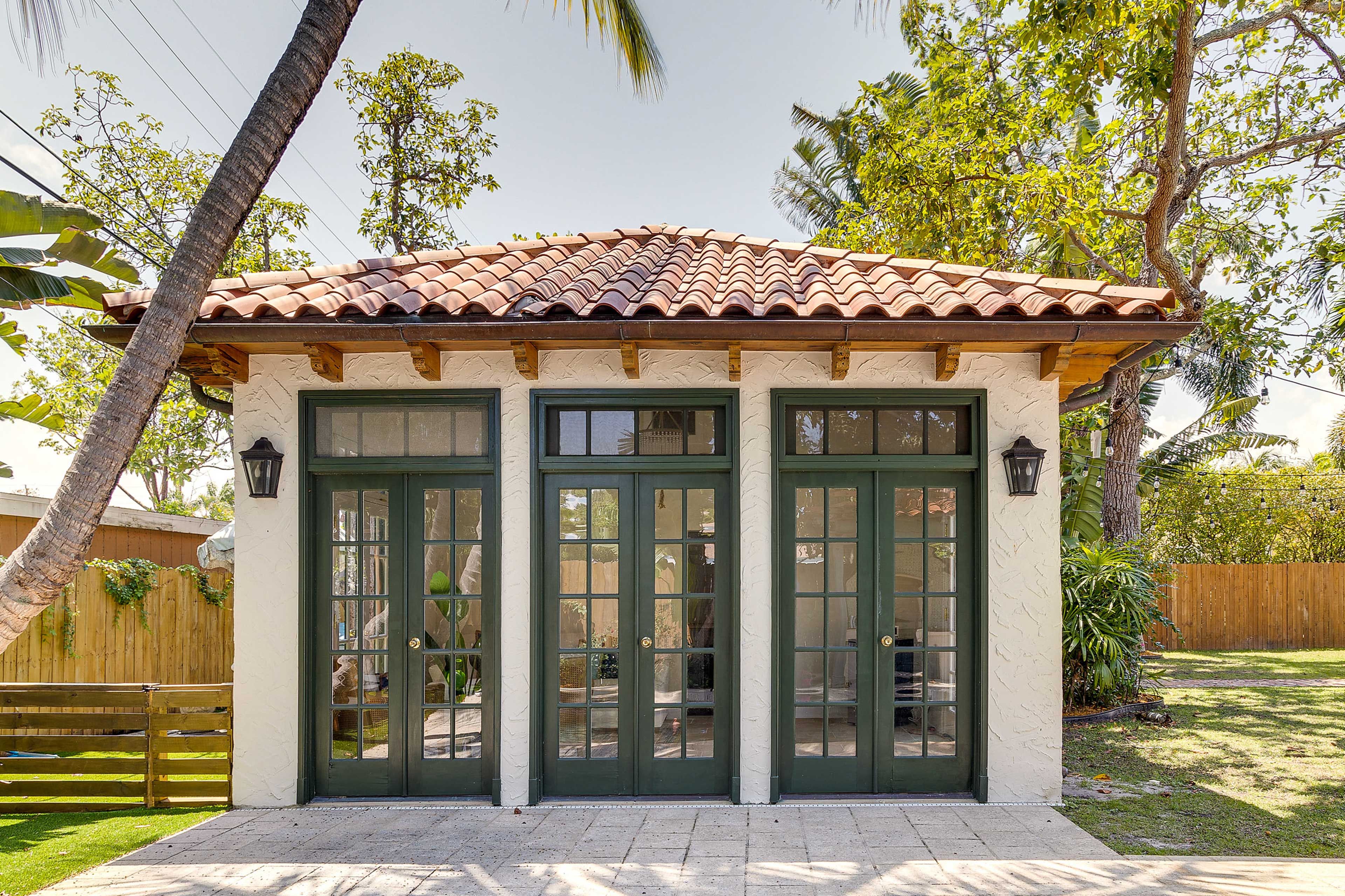 Cottage Exterior | Step-Free Access