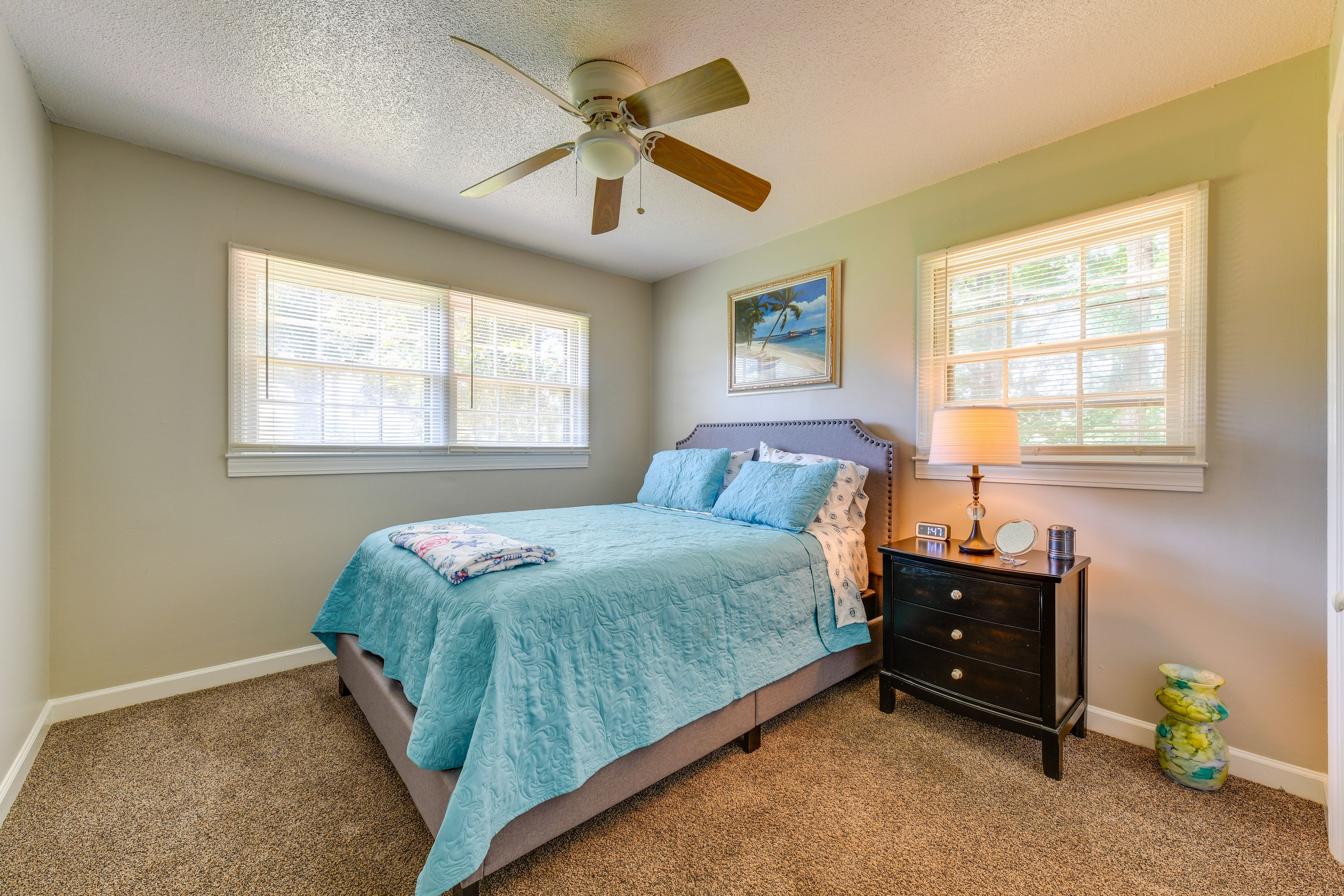Bedroom 2 | Queen Bed