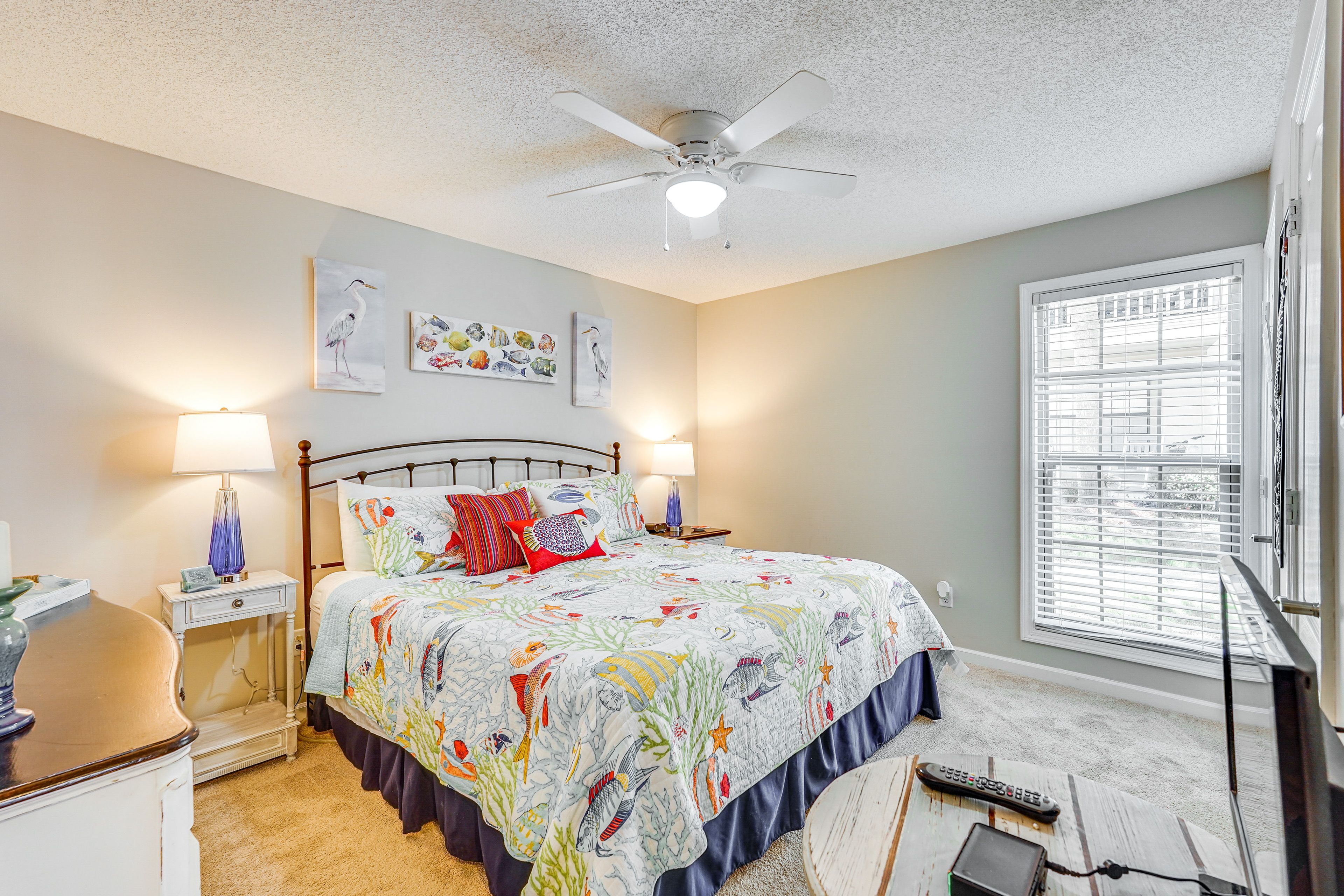 Bedroom 1 | Main Level | King Bed | Smart TV | Washer & Dryer
