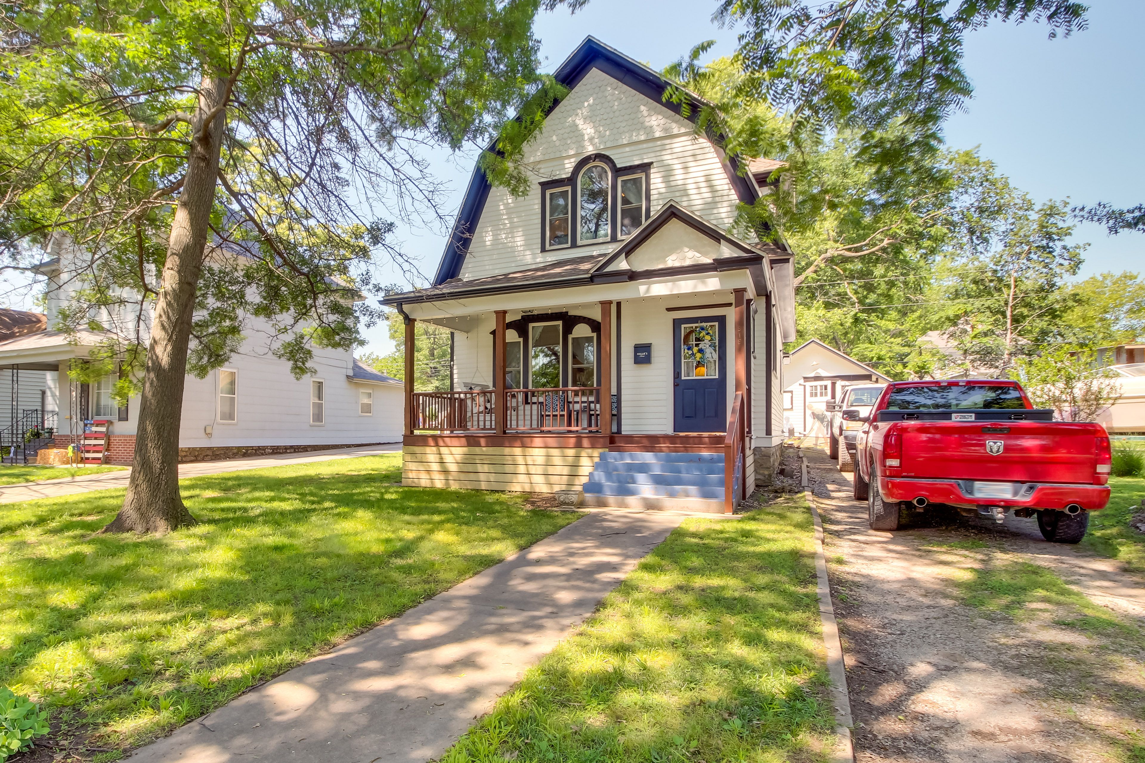 House Exterior | 2 Stories