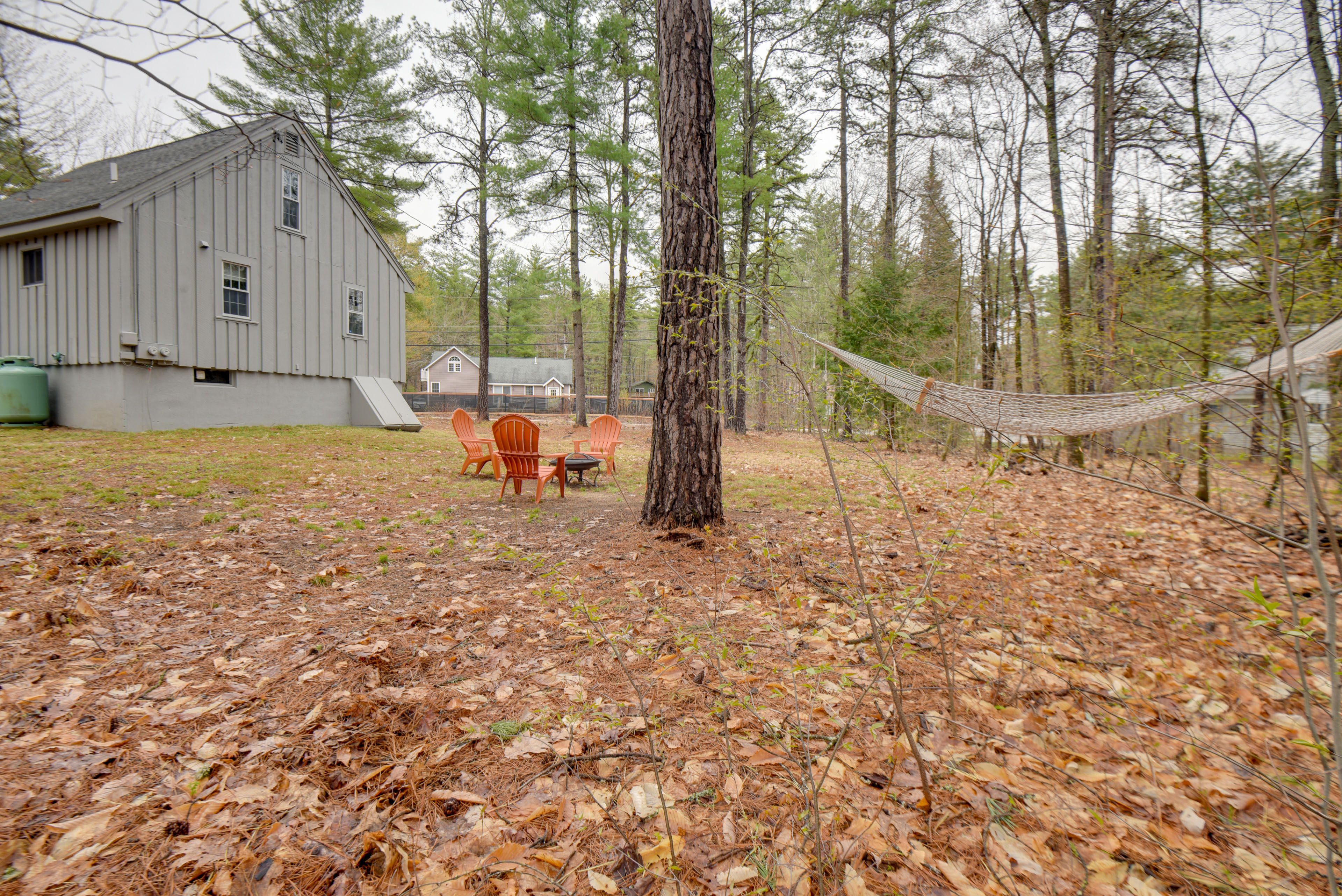 Parking | Driveway (4 Vehicles) | RV/Trailer Parking