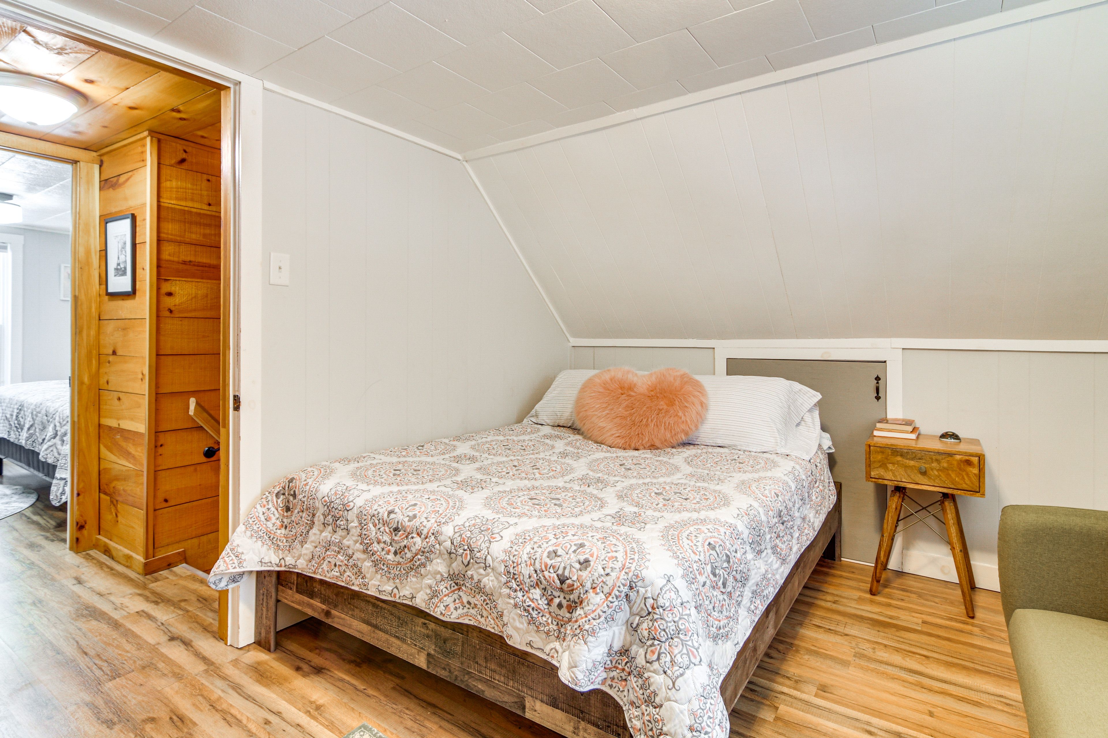 Bedroom 2 | Queen Bed | Sleeper Sofa