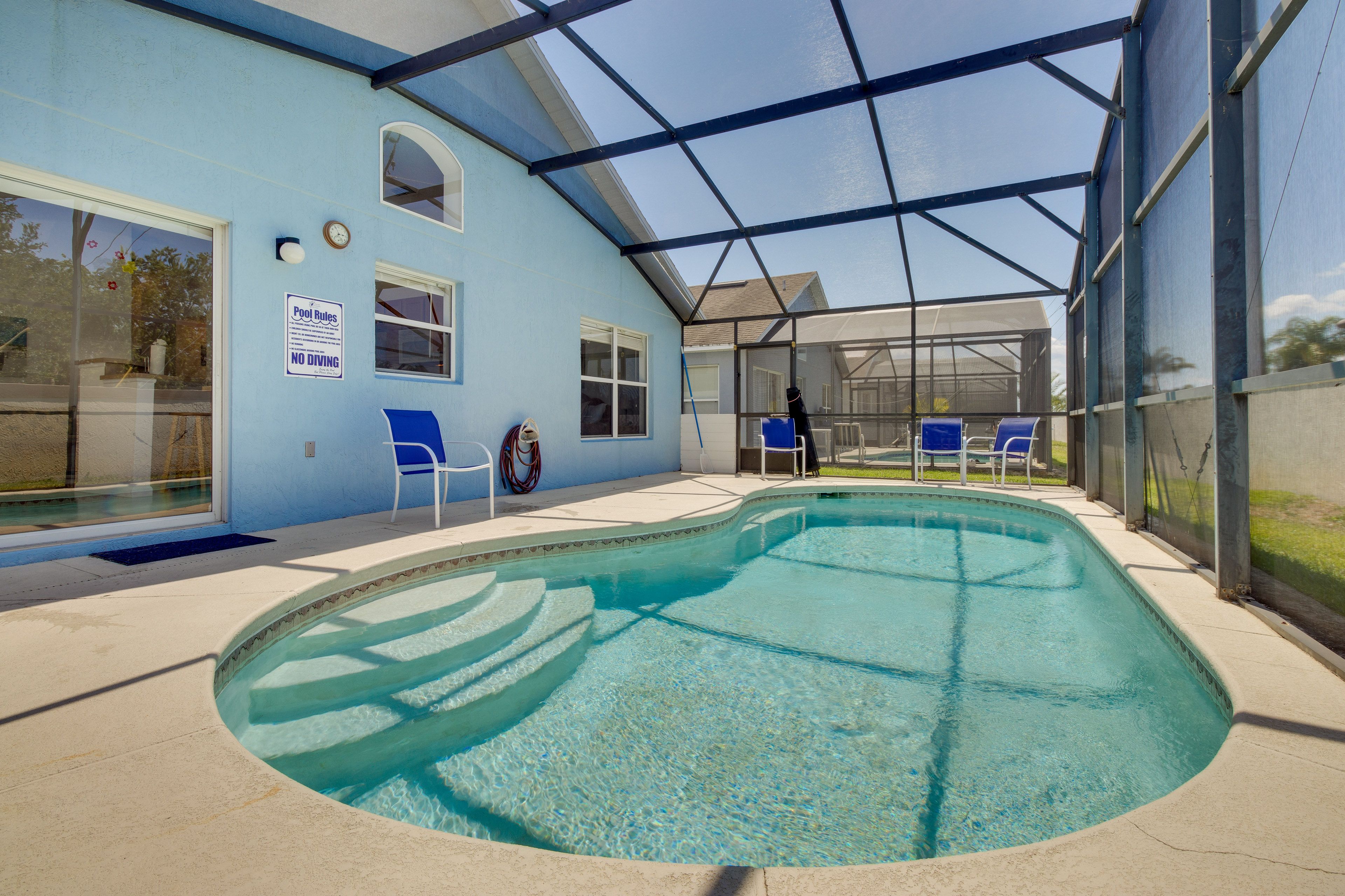 Pool Area | Depth (3'-5')