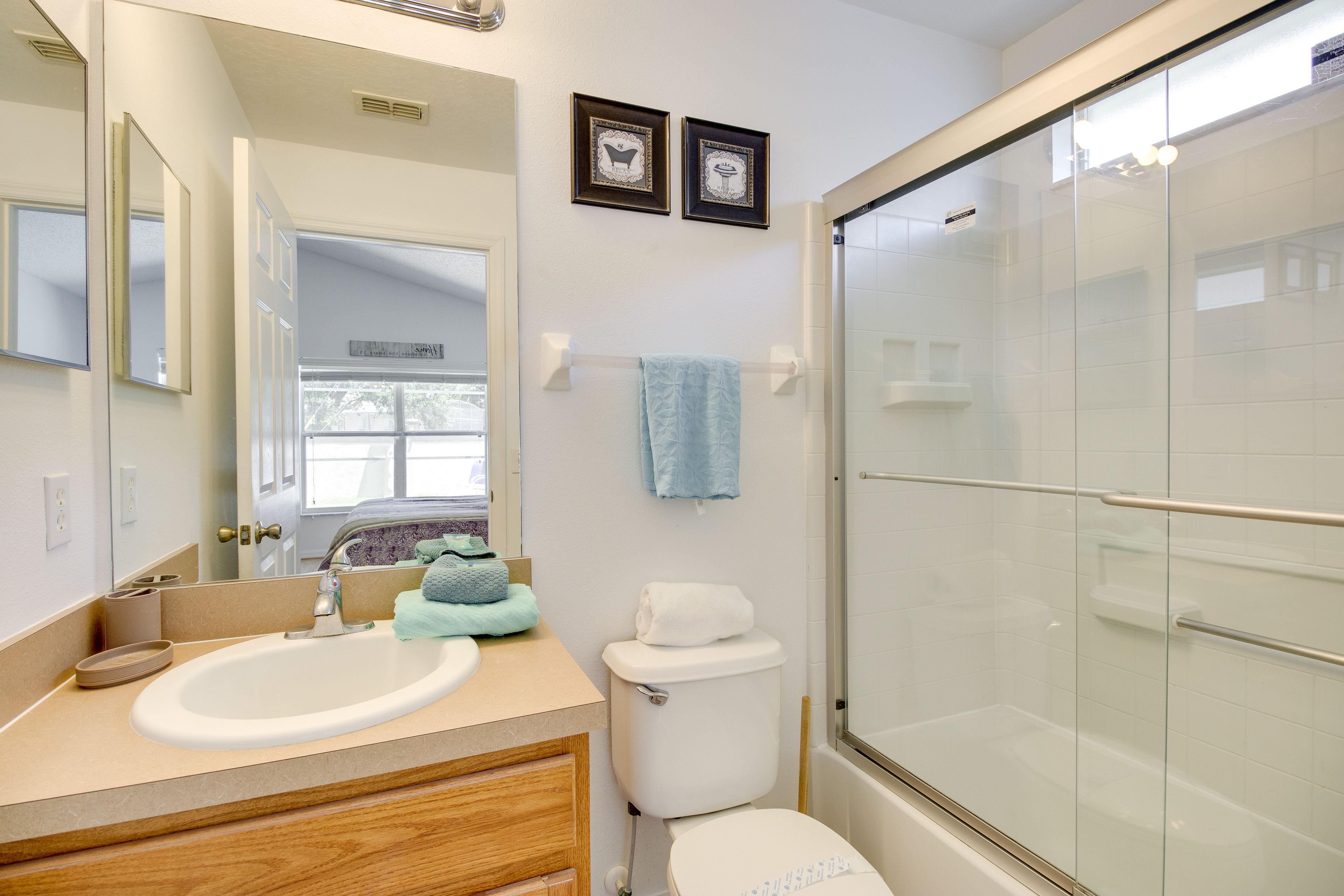 En-Suite Bathroom | Towels Provided | Complimentary Toiletries