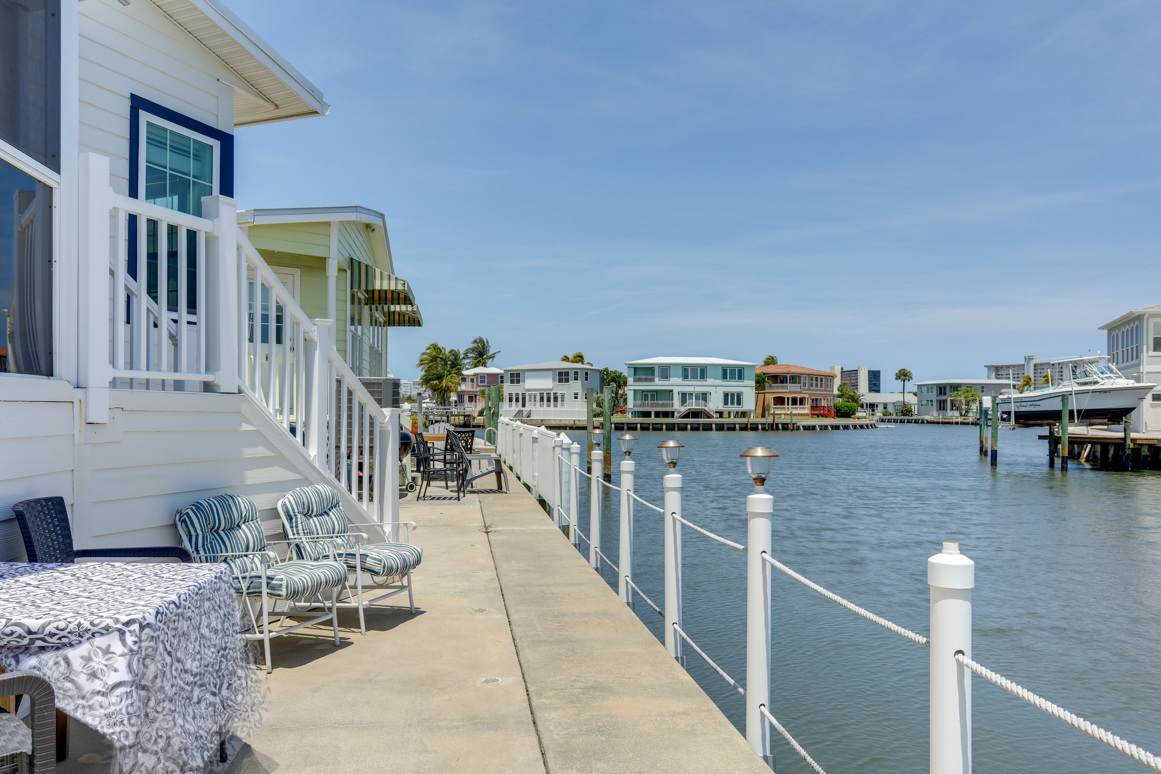 Jensen Beach Vacation Rental | 2BR | 2BA | 900 Sq Ft | Stairs Required