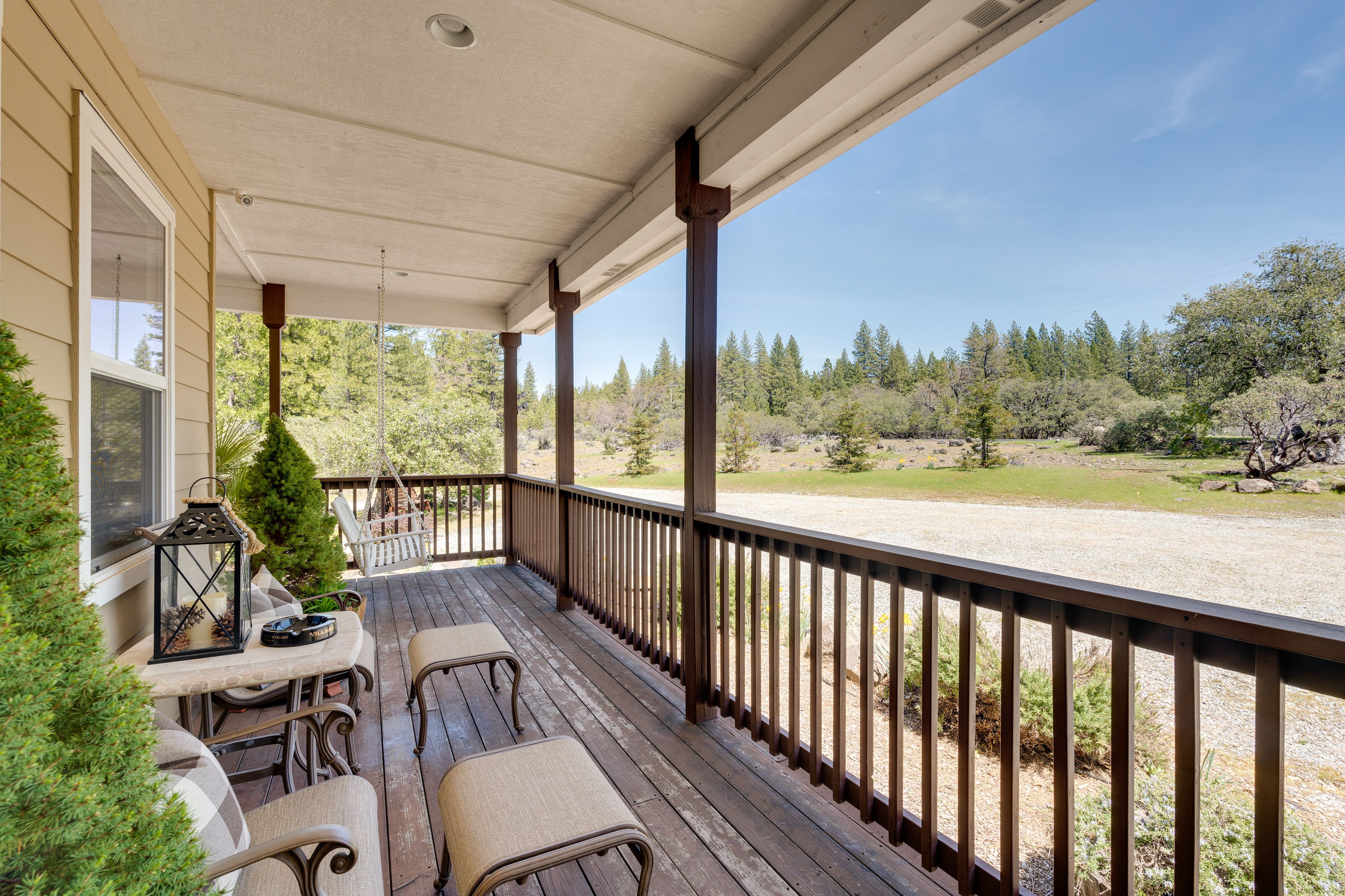 Furnished Deck