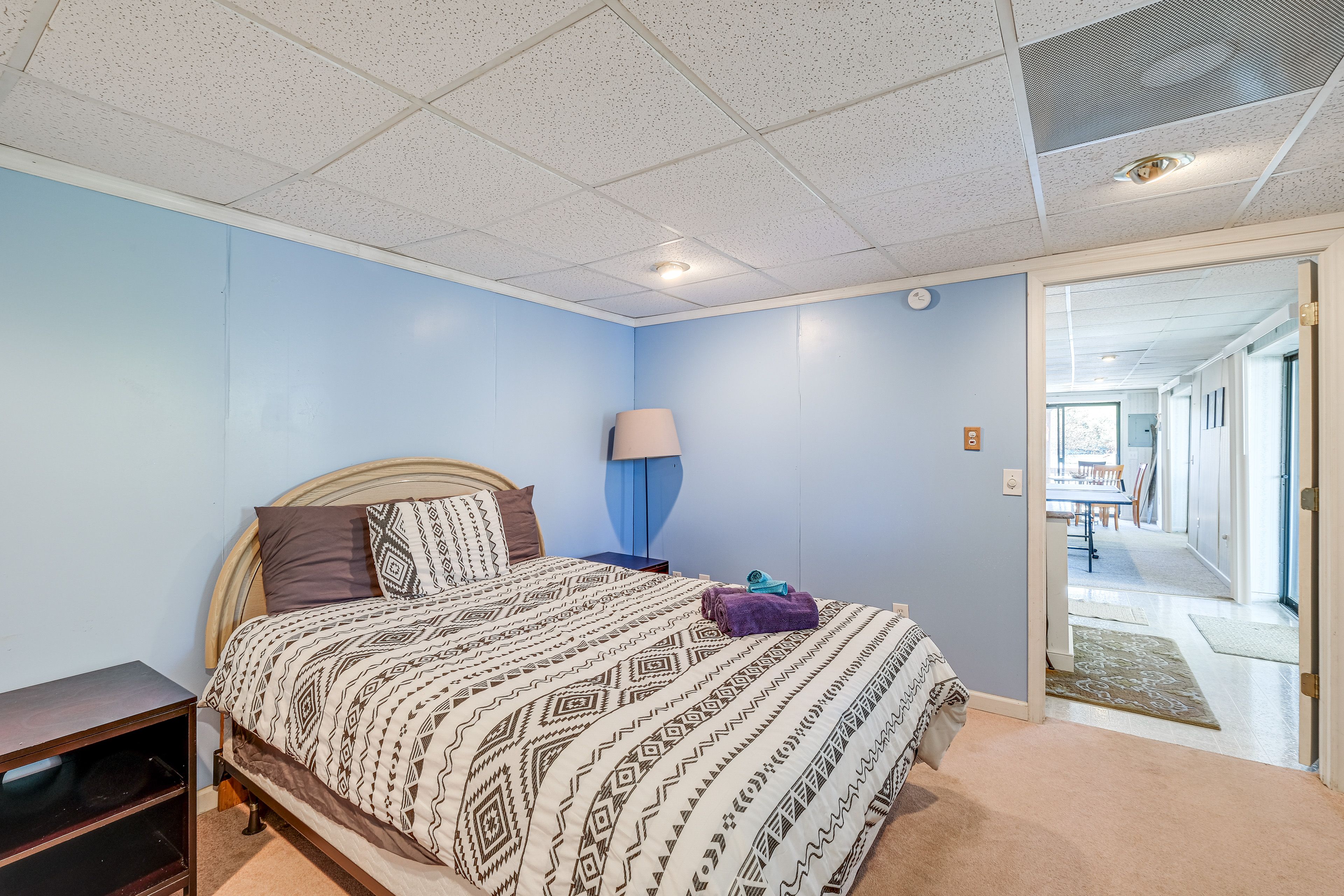 Bedroom 4 | 1st Floor | Queen Bed