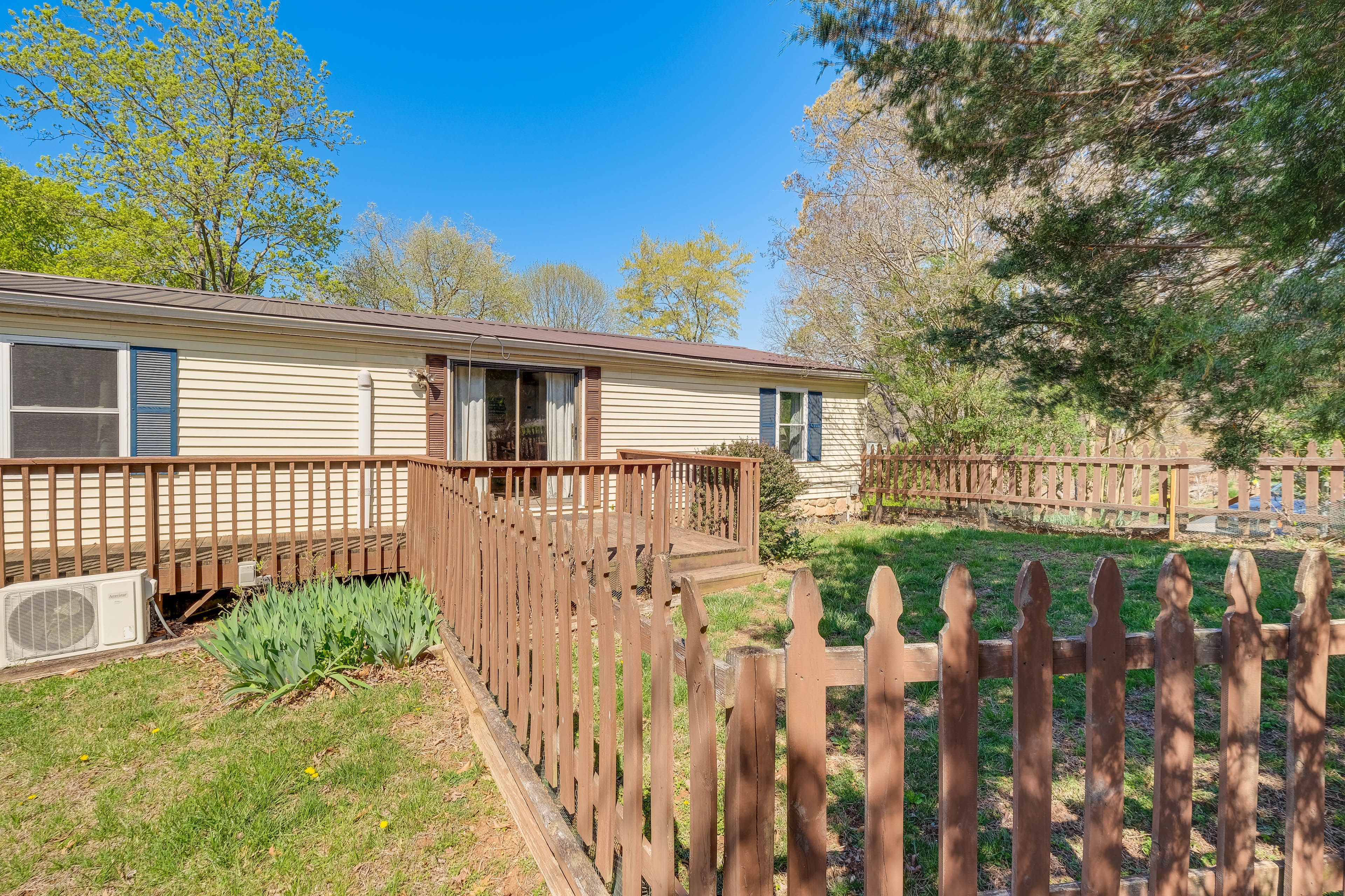 Fenced-In Yard