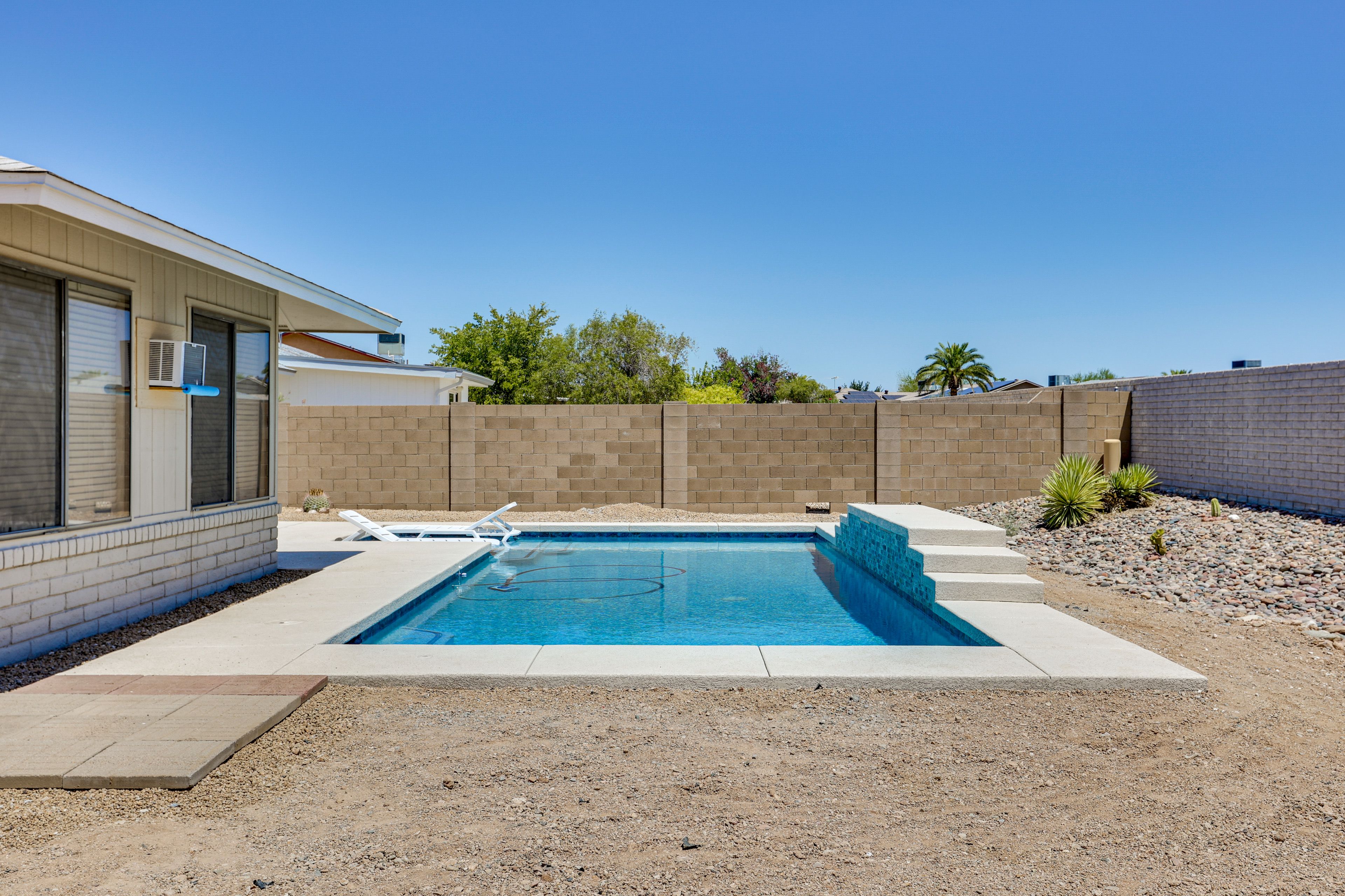 Backyard | Outdoor Pool