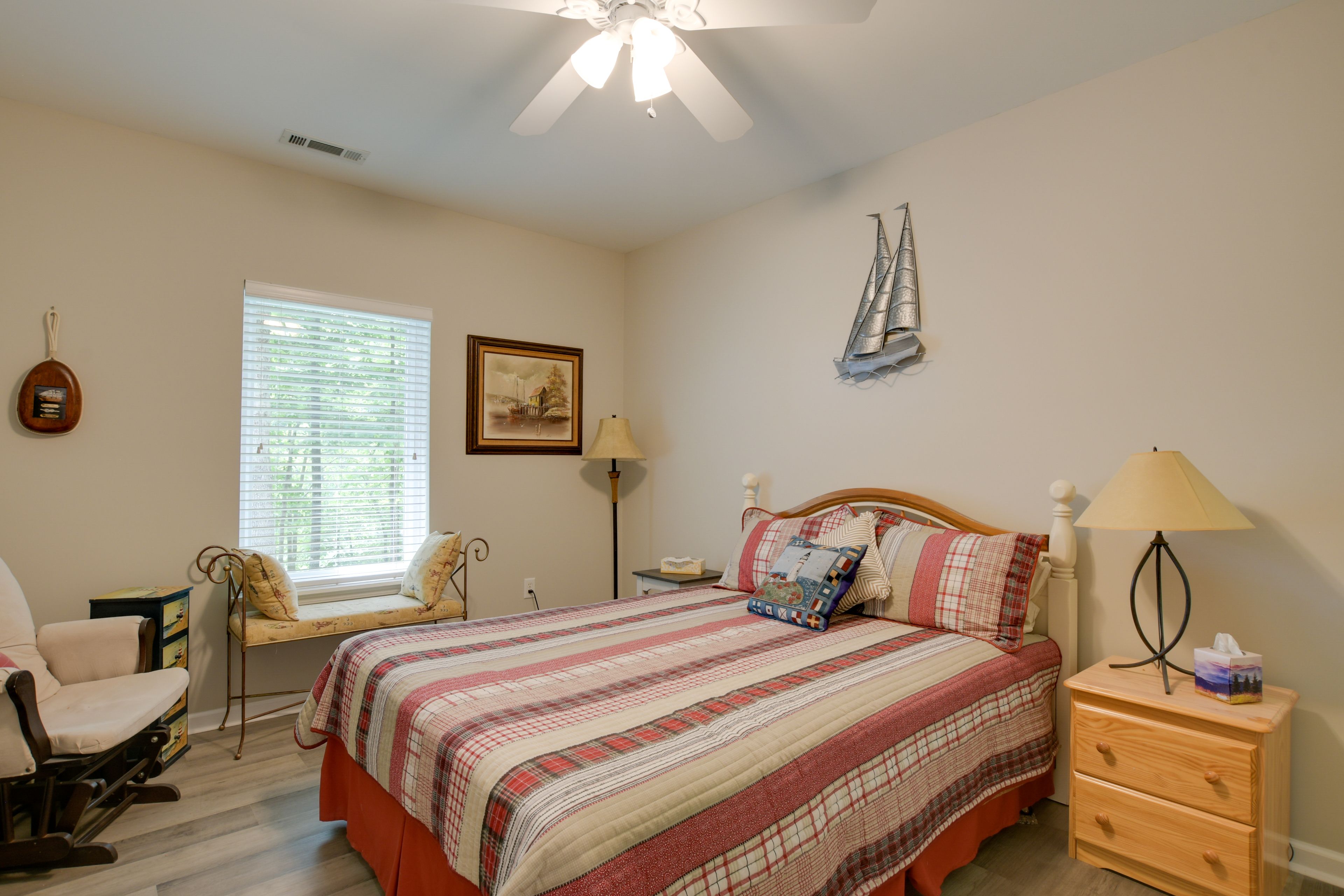 Bedroom 3 | Lower Level | Full Bed | Smart TV