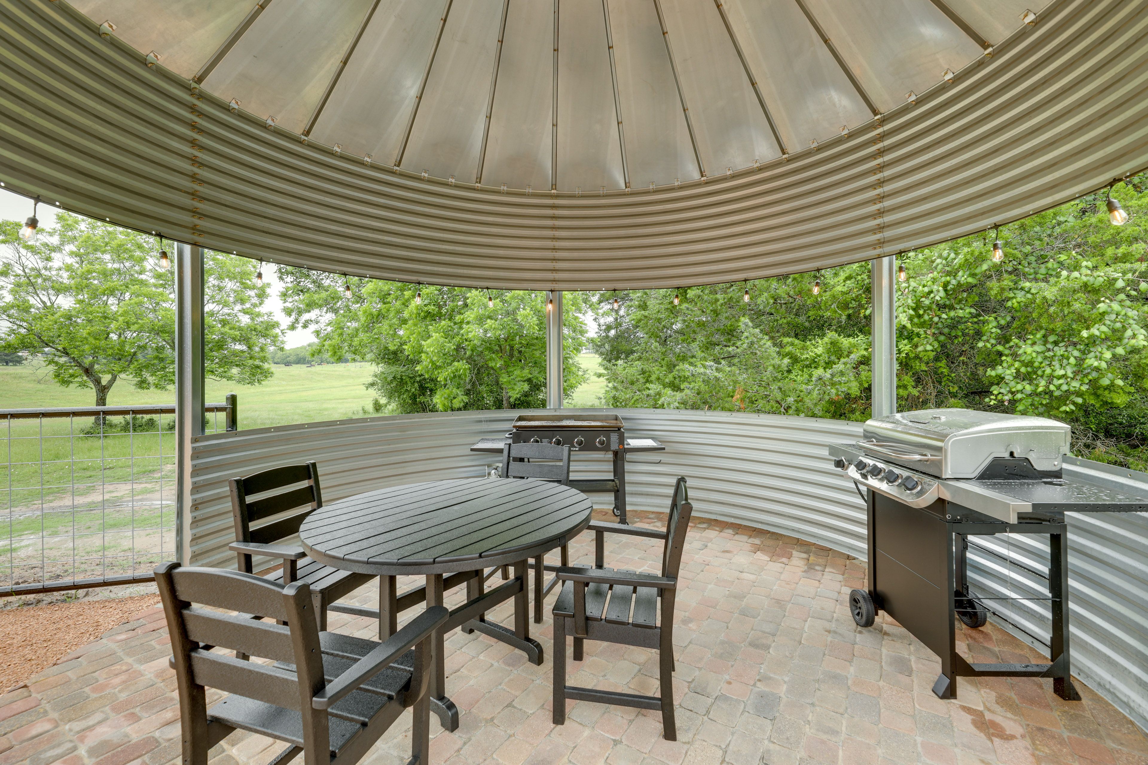 Gazebo | Gas Grills (Propane Provided)