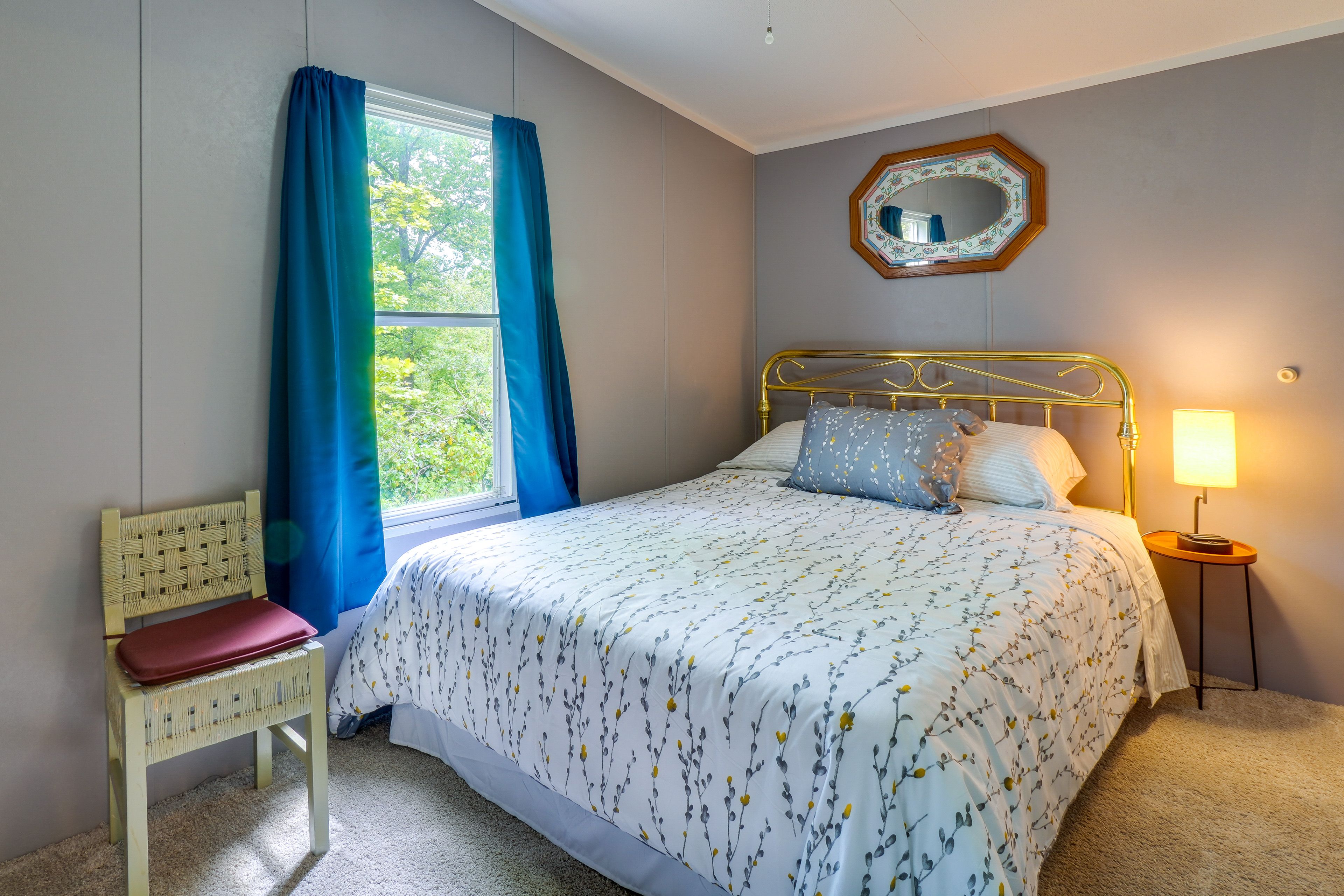 Bedroom 3 | Queen Bed