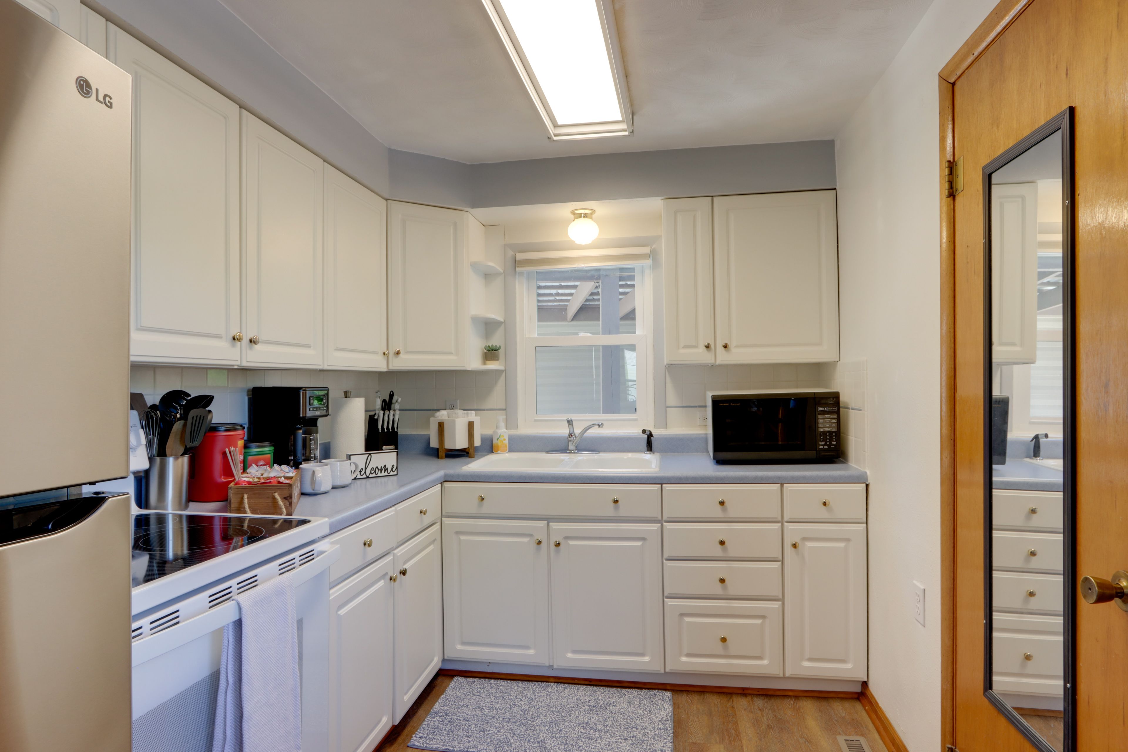 Kitchen | Cooking Basics | Complimentary Spices | Blender | Crockpot
