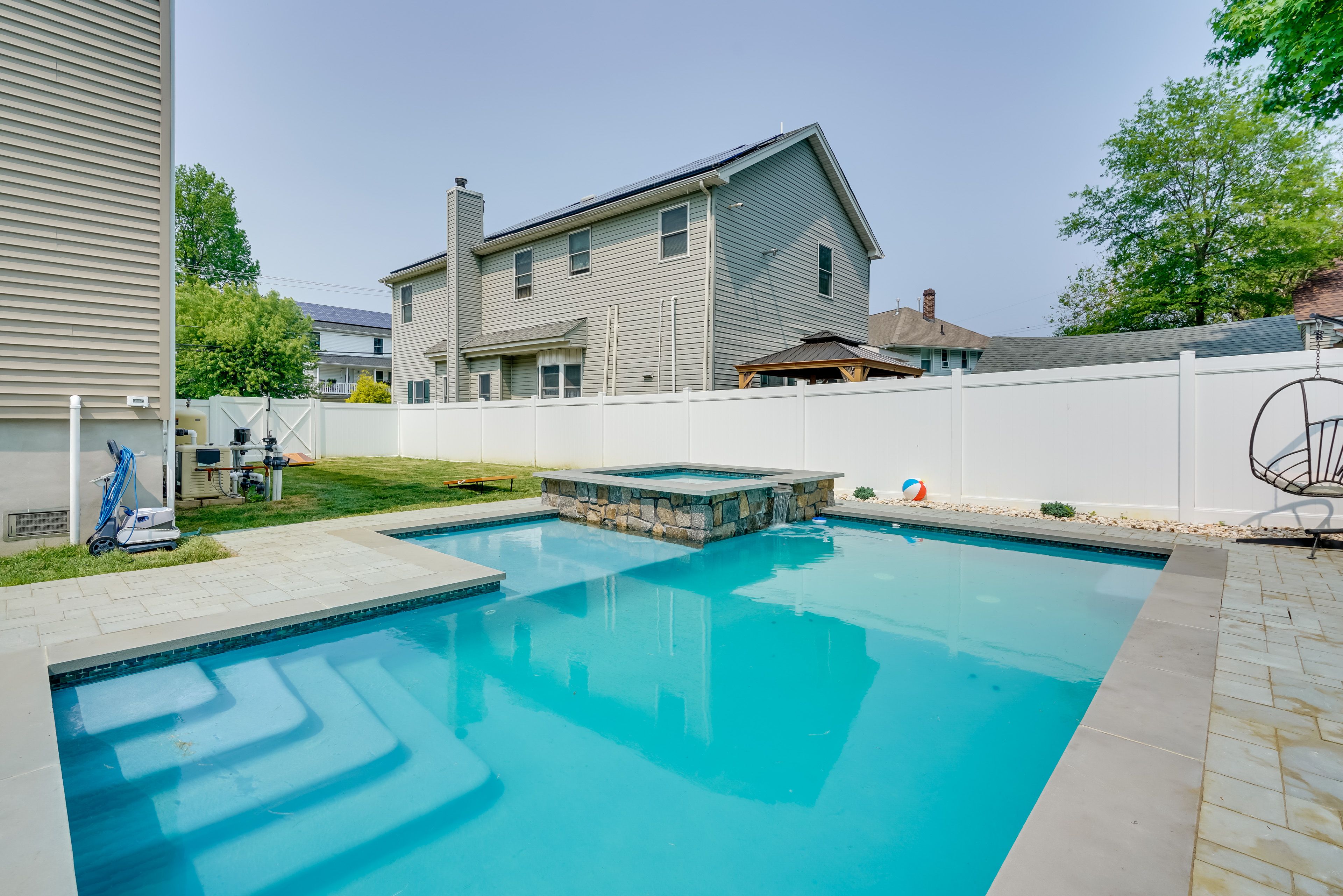 Seasonal Pool (Heated w/ Fee)