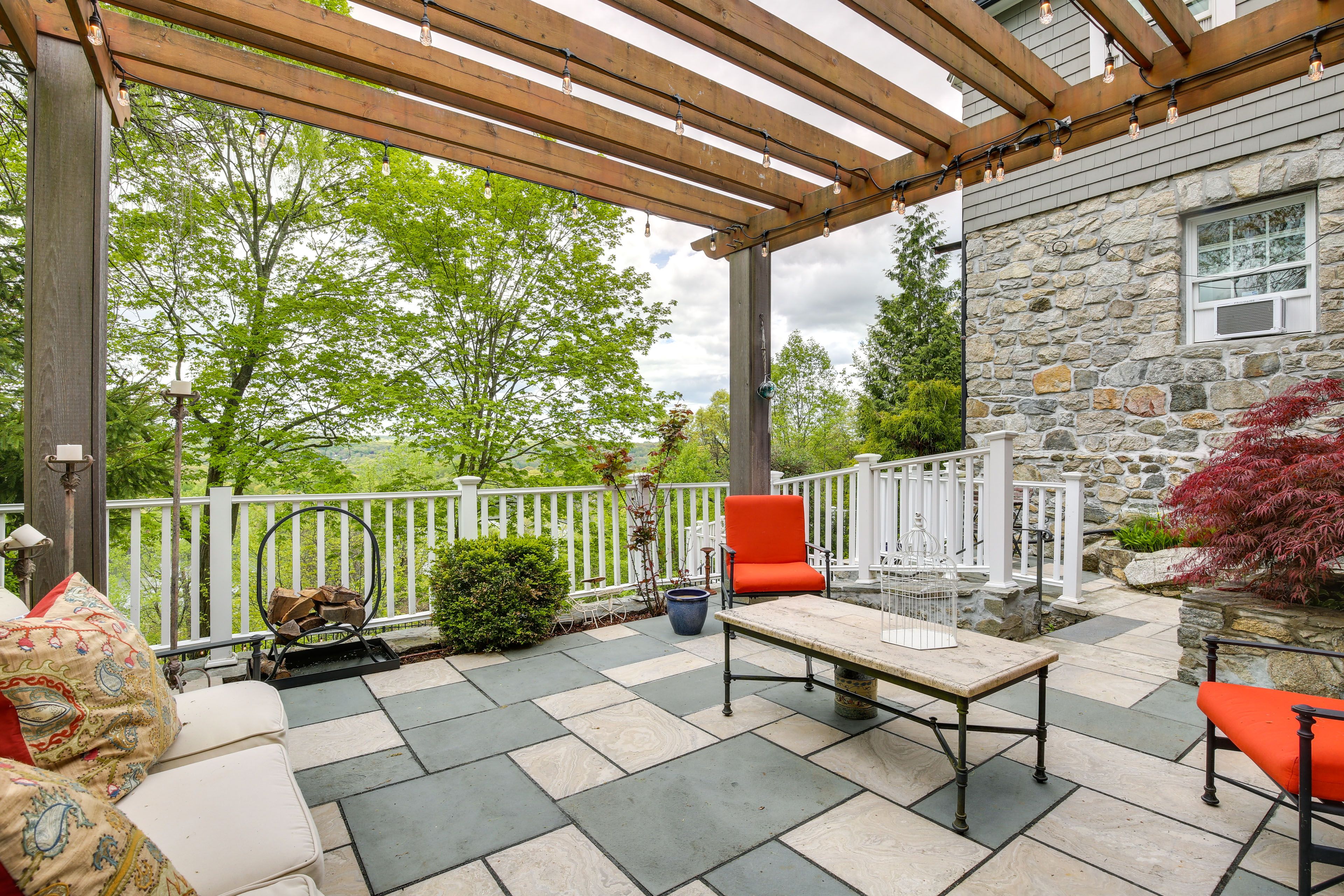 Outdoor Space | Dining Area | Gas Grill | Ample Seating