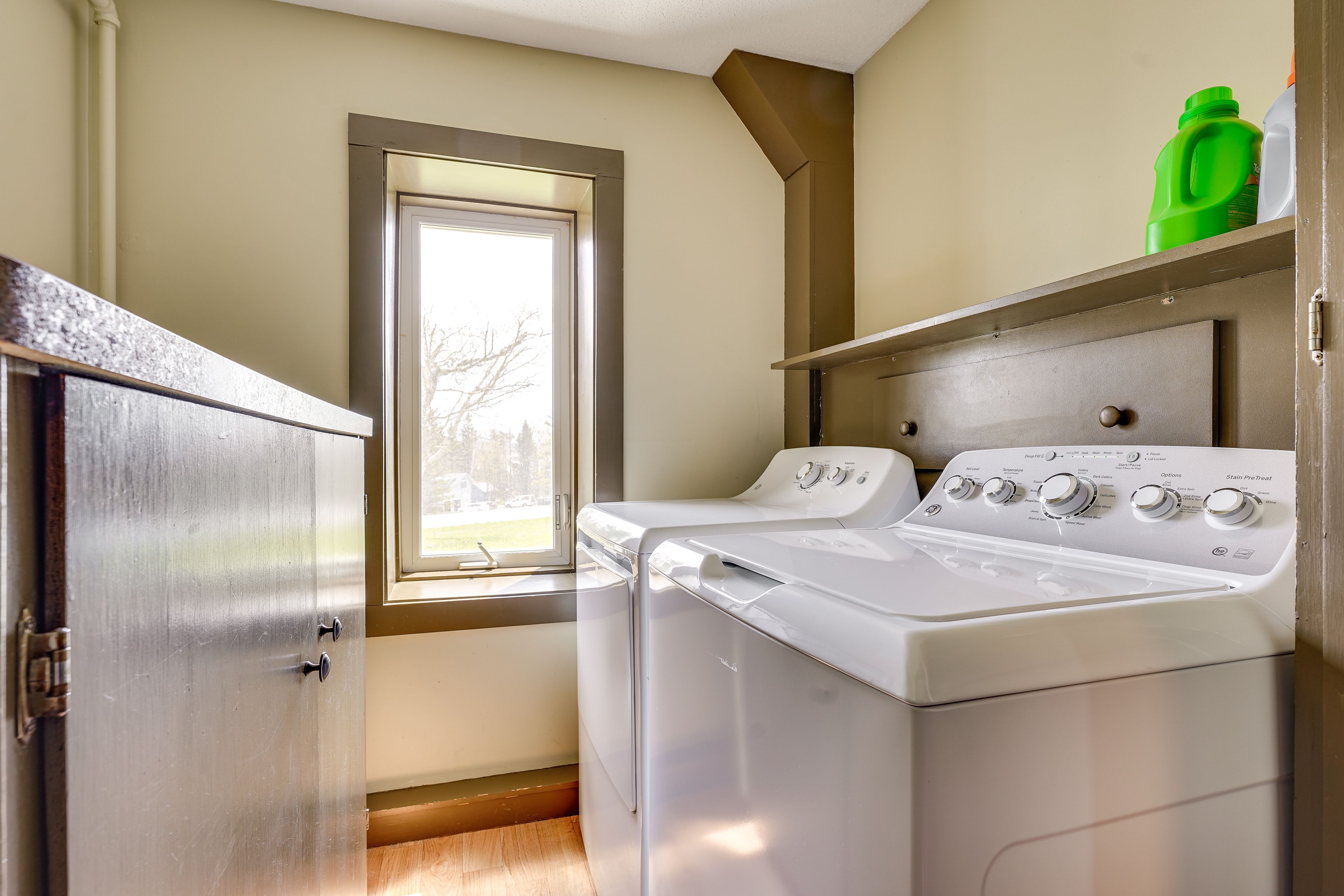 Community Laundry Room On-Site