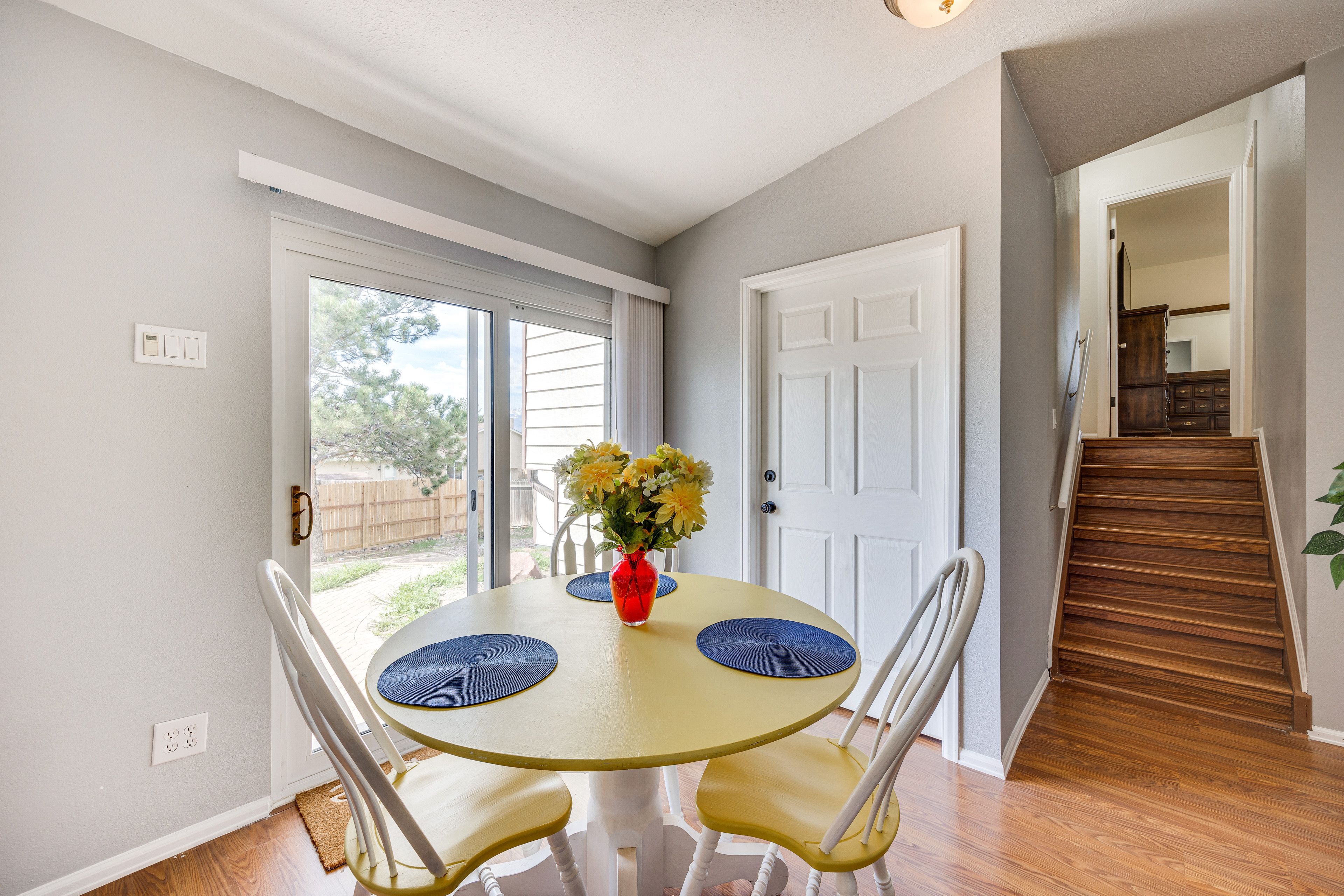 Additional Dining Area