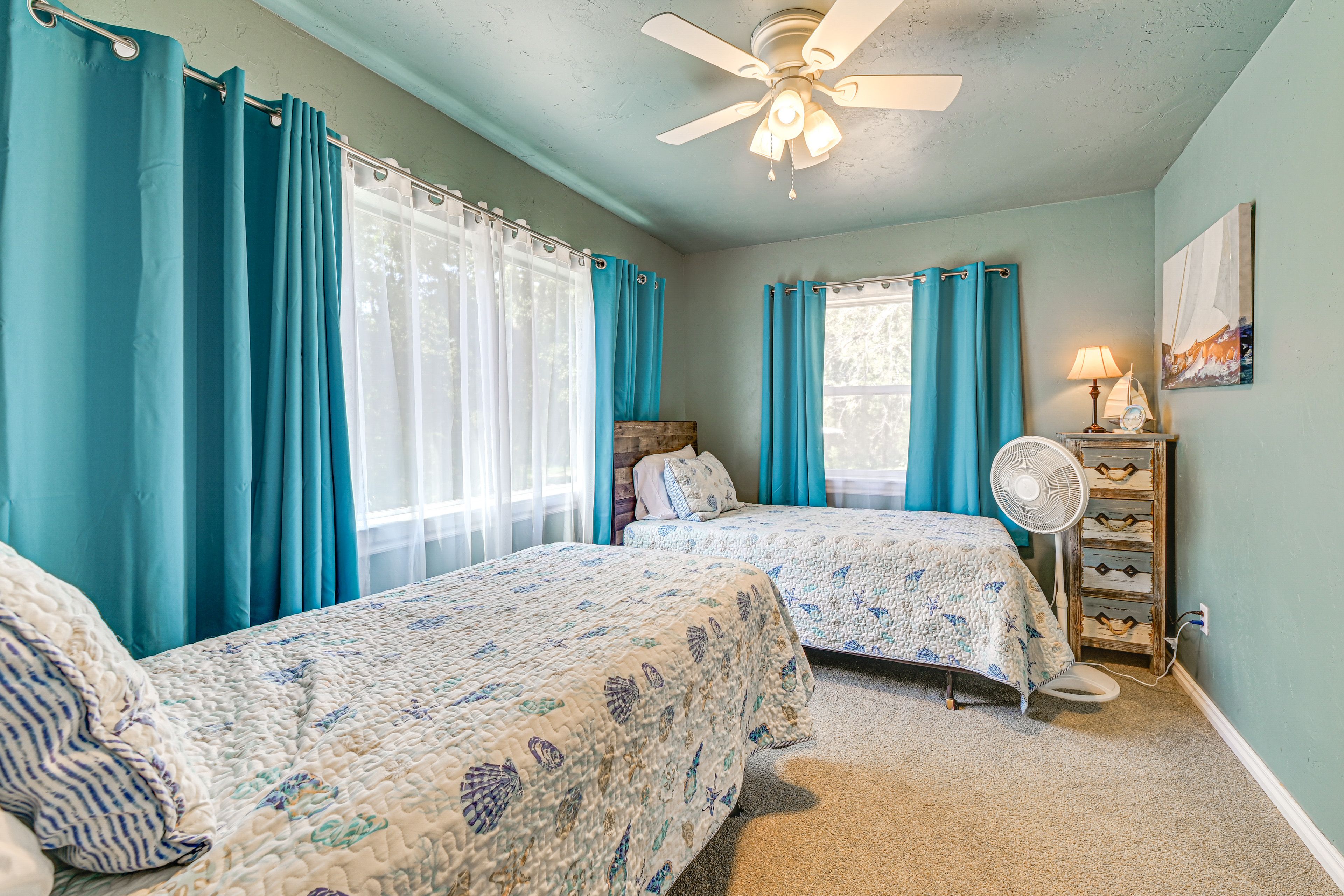 Bedroom 6 | 2 Twin Beds