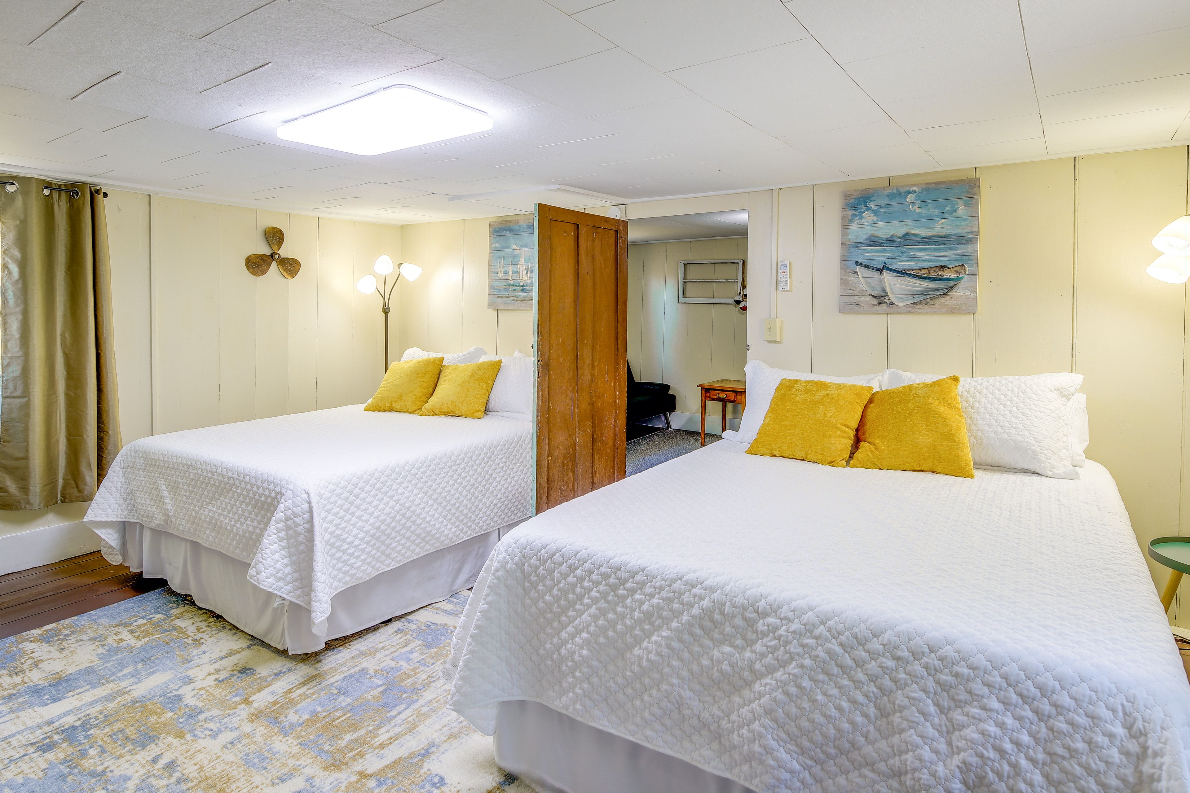 Bedroom 3 | 2nd Floor | 2 Queen Beds | Smart TV