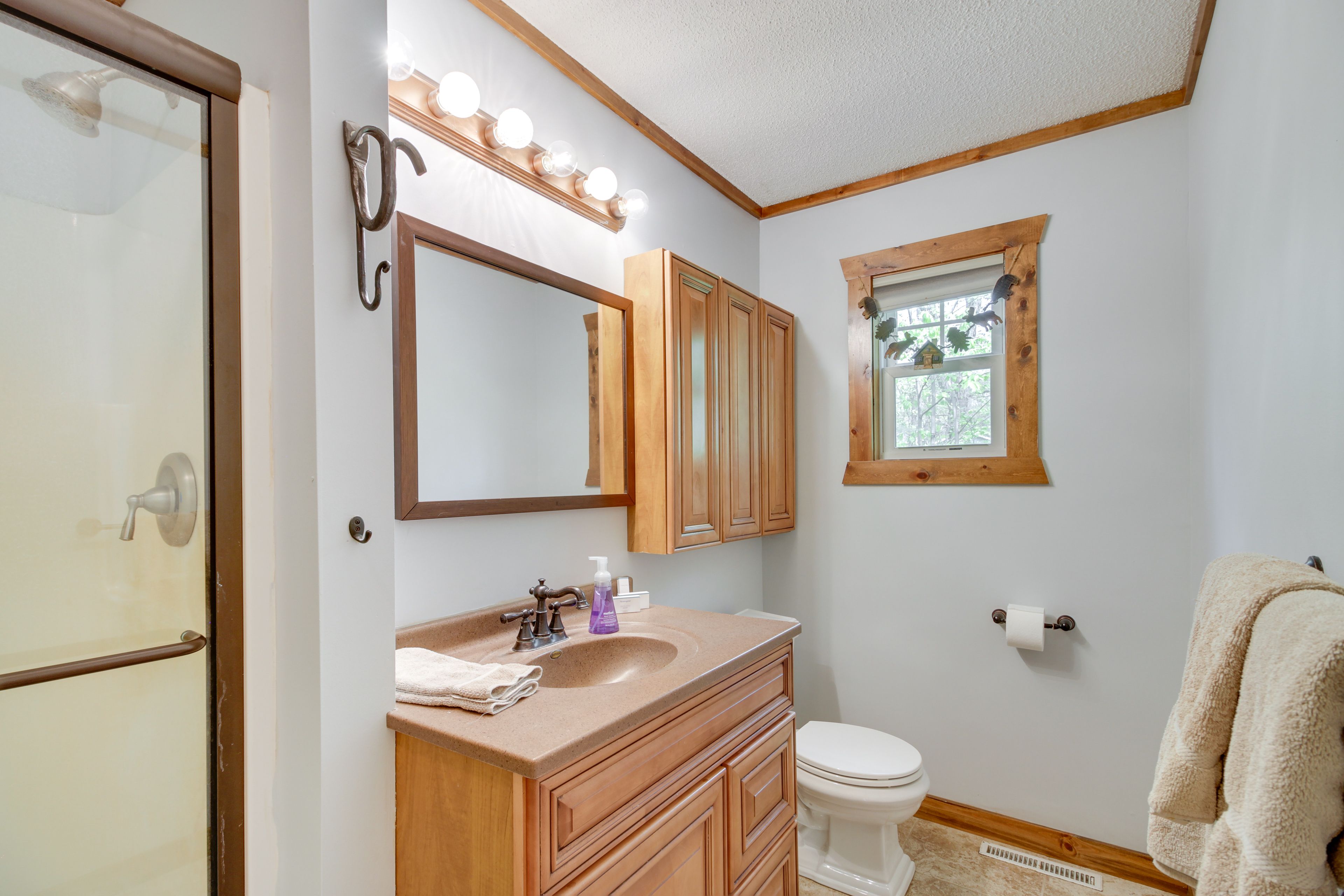 En-Suite Bathroom