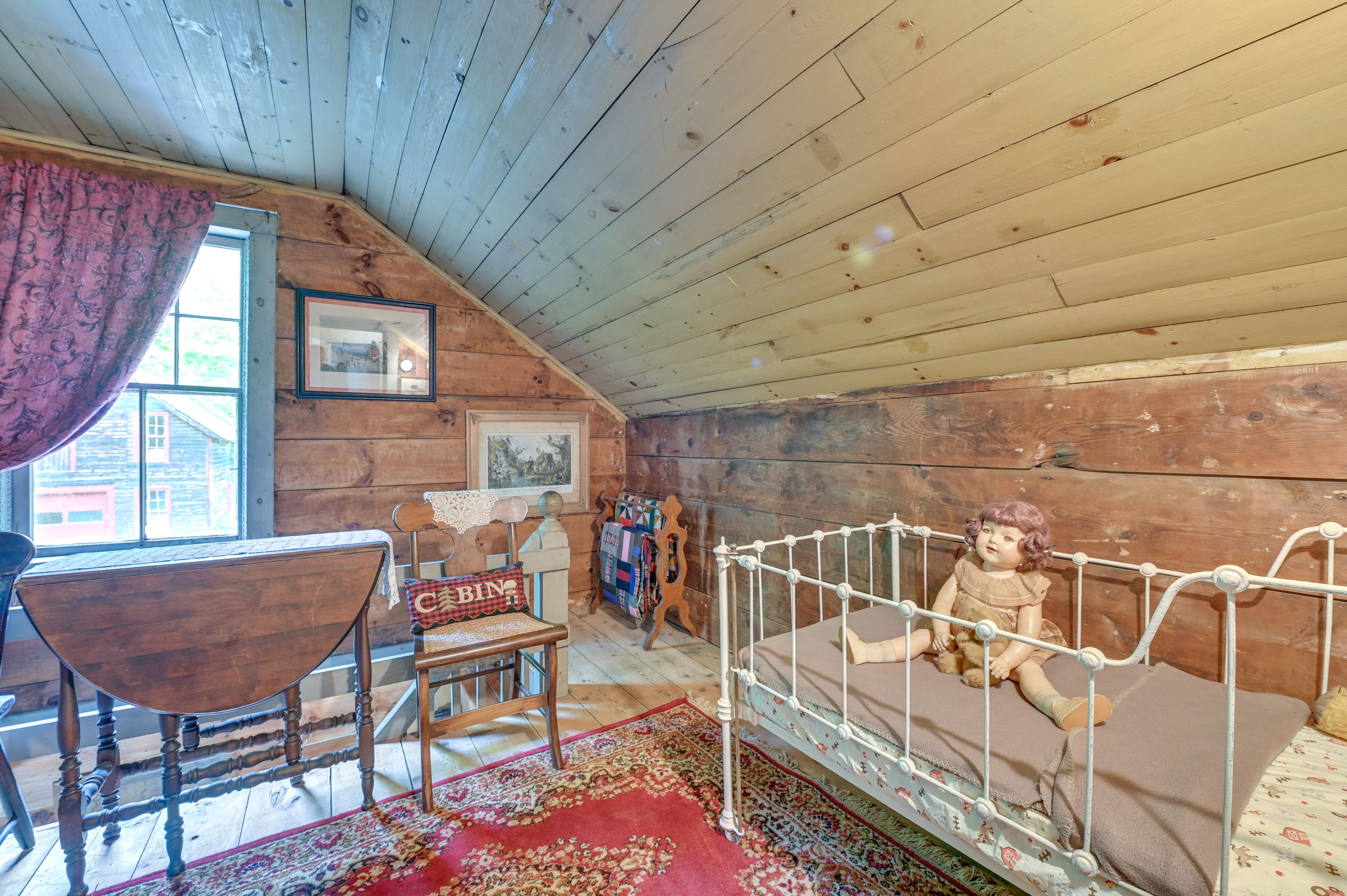 Bonus Room | Full Bed (Seasonal) | 2nd Floor
