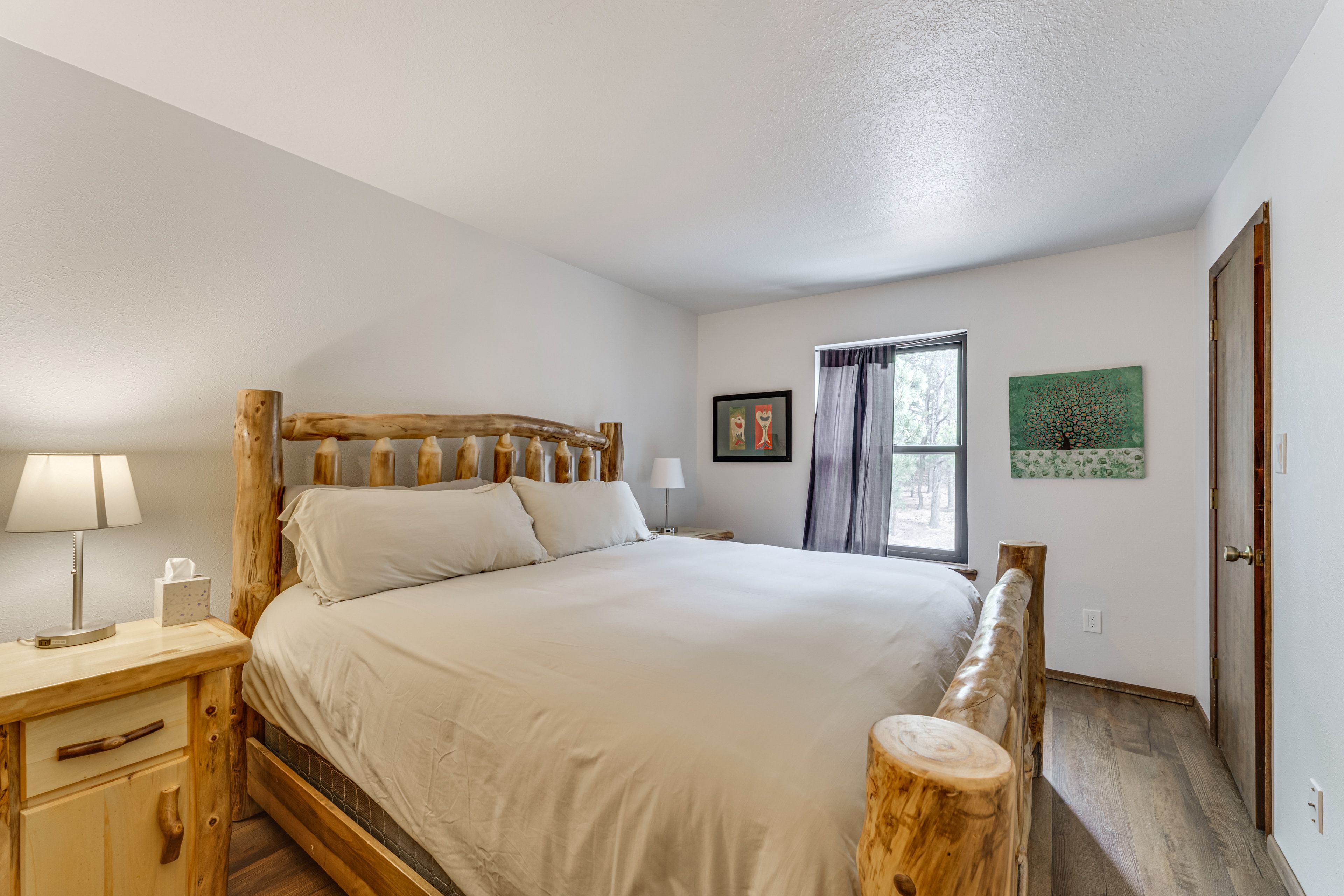 Bedroom | King Bed | Pack 'n Play | 1st Floor