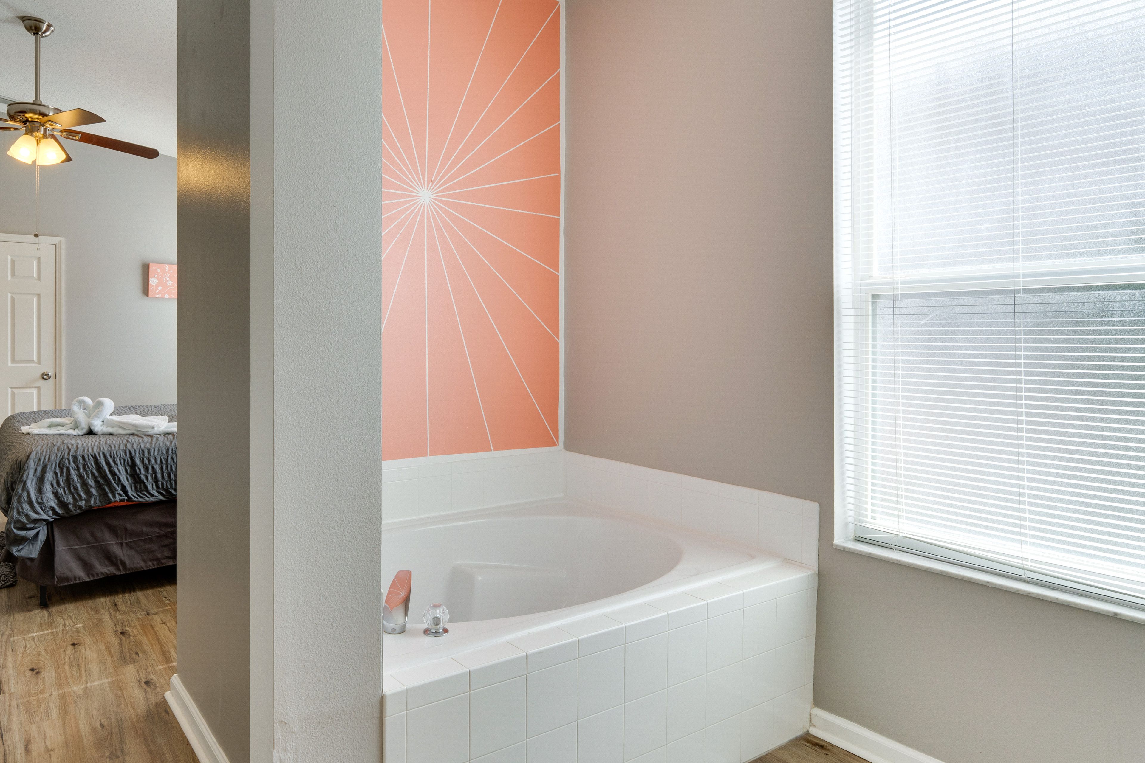 En-Suite Bathroom | Complimentary Toiletries | Hair Dryer
