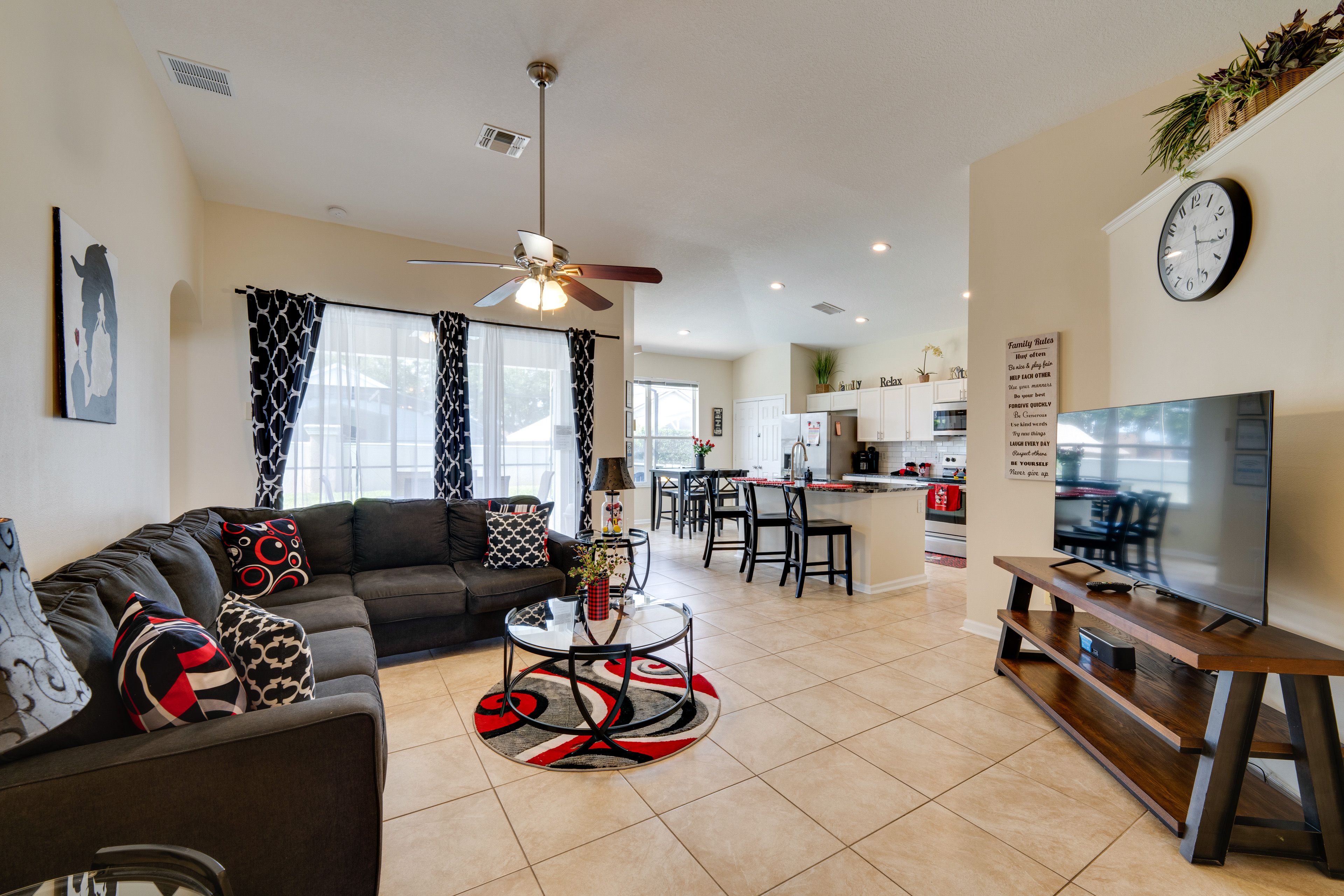 Kissimmee Vacation Rental | 4BR | 3BA | Step-Free Access | 1,834 Sq Ft