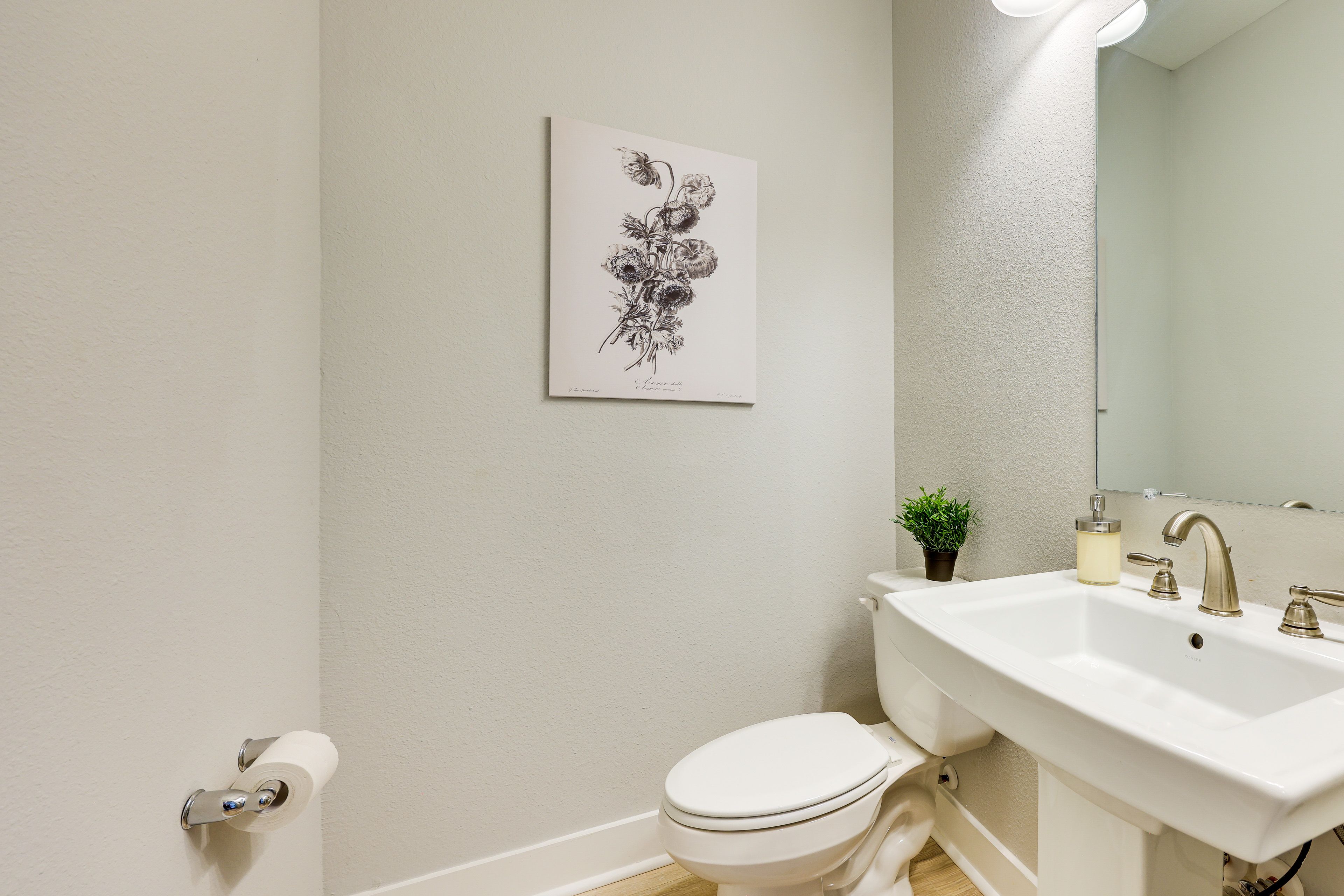 Half Bathroom | 1st Floor