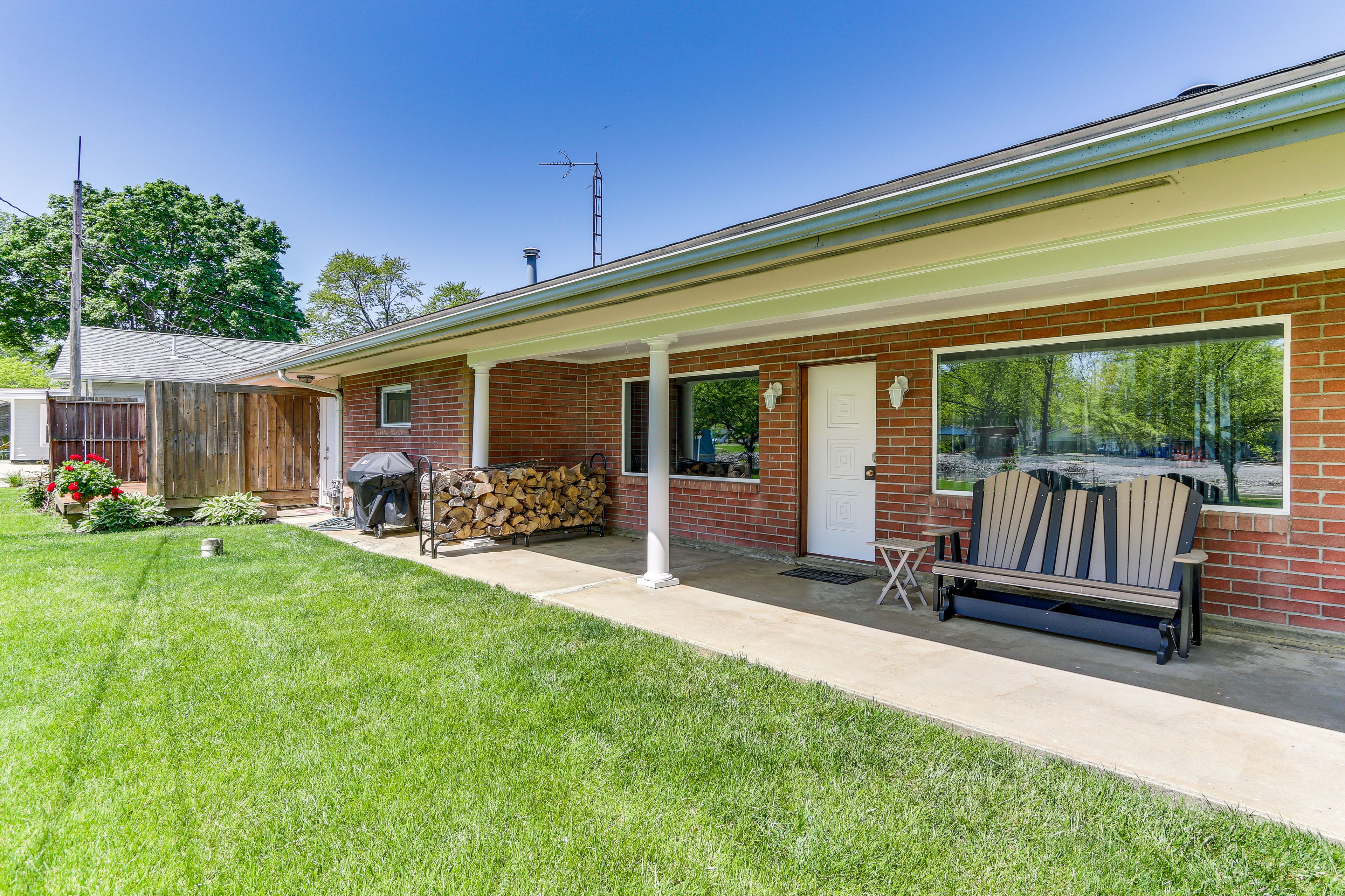 Back Patio | Gas Grill