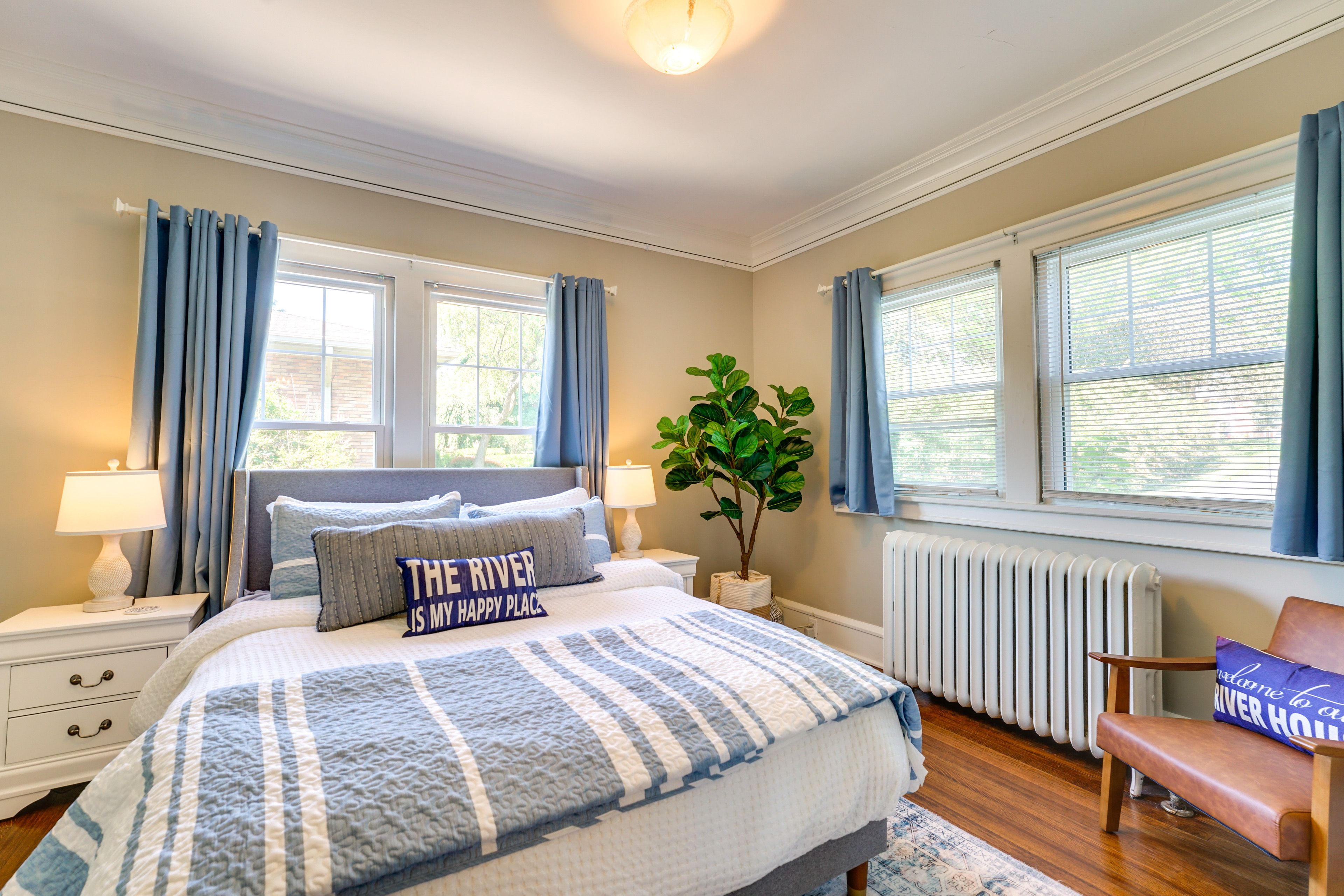 Bedroom 3 | 2nd Floor | Queen Bed | Laptop-Friendly Workspace