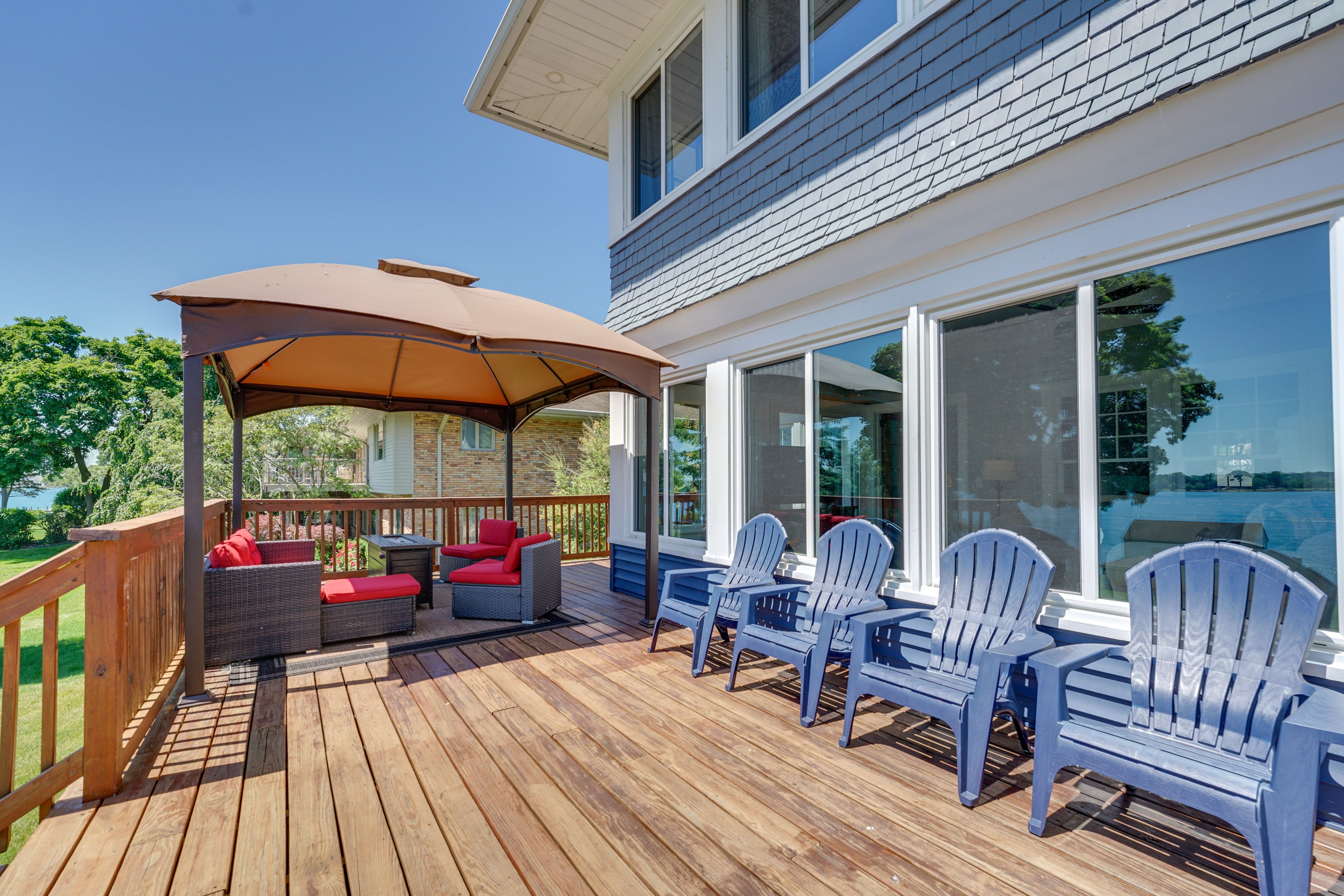 Furnished Deck | Fire Pit