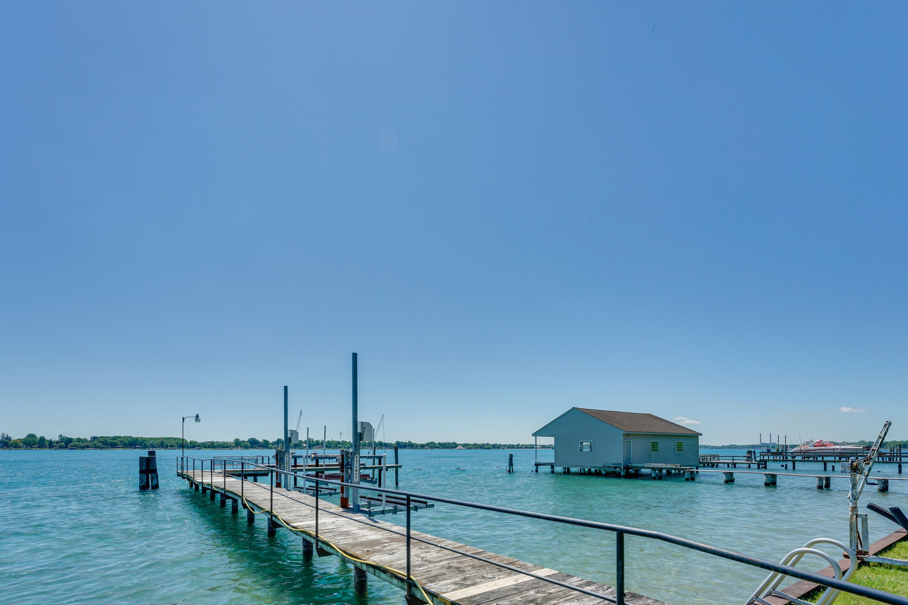 Dock