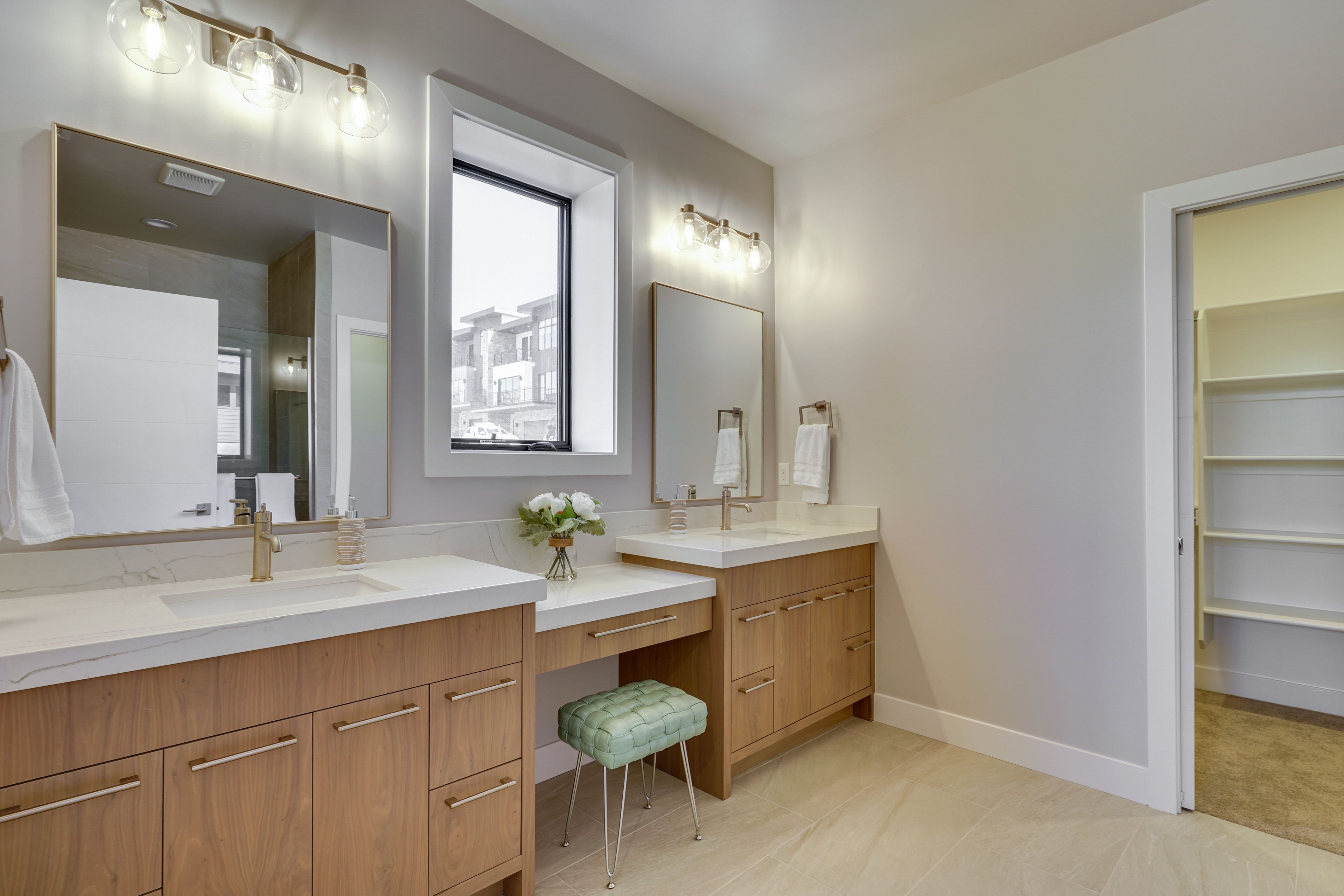 Bathroom | Complimentary Toiletries | Towels Provided