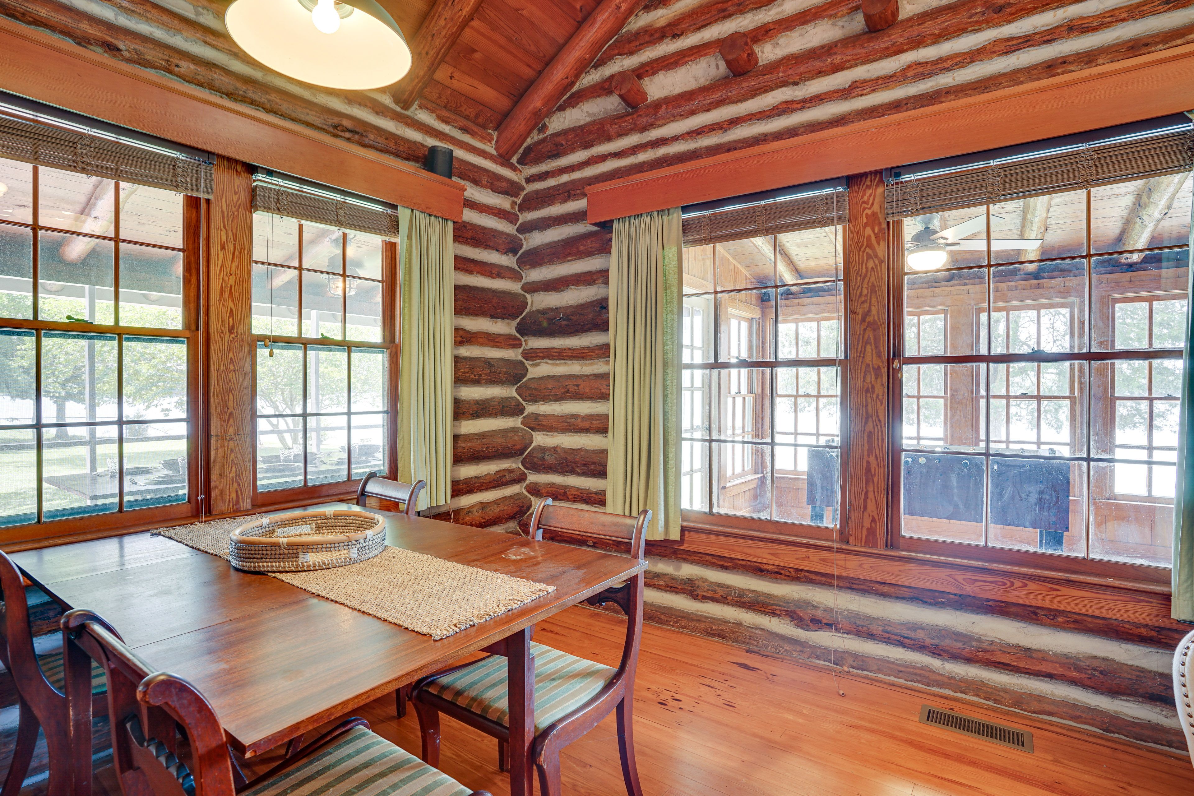 Cabin Addition | Dining Area
