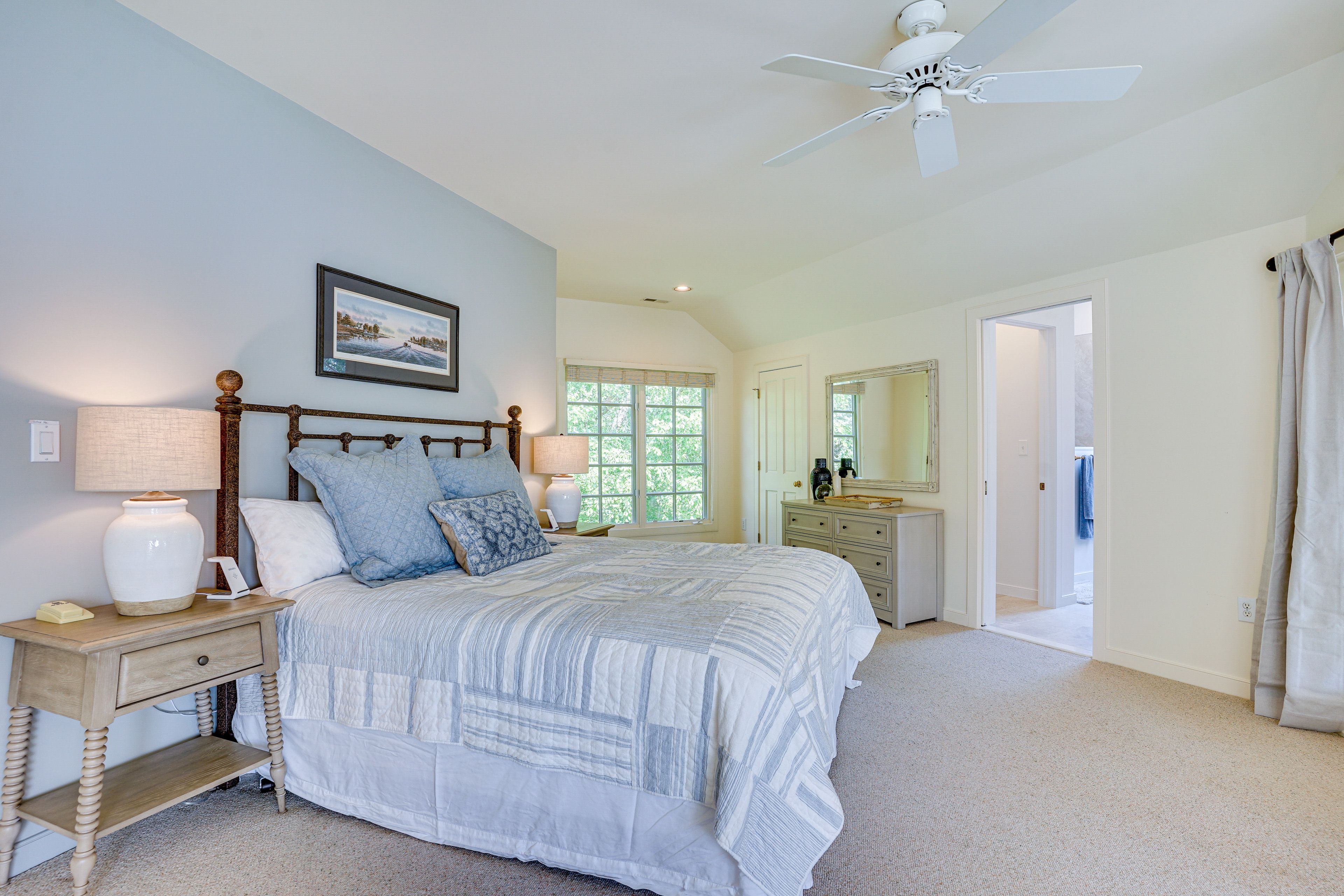 Bedroom 1 | King Bed | Linens Provided | En-Suite Bathroom