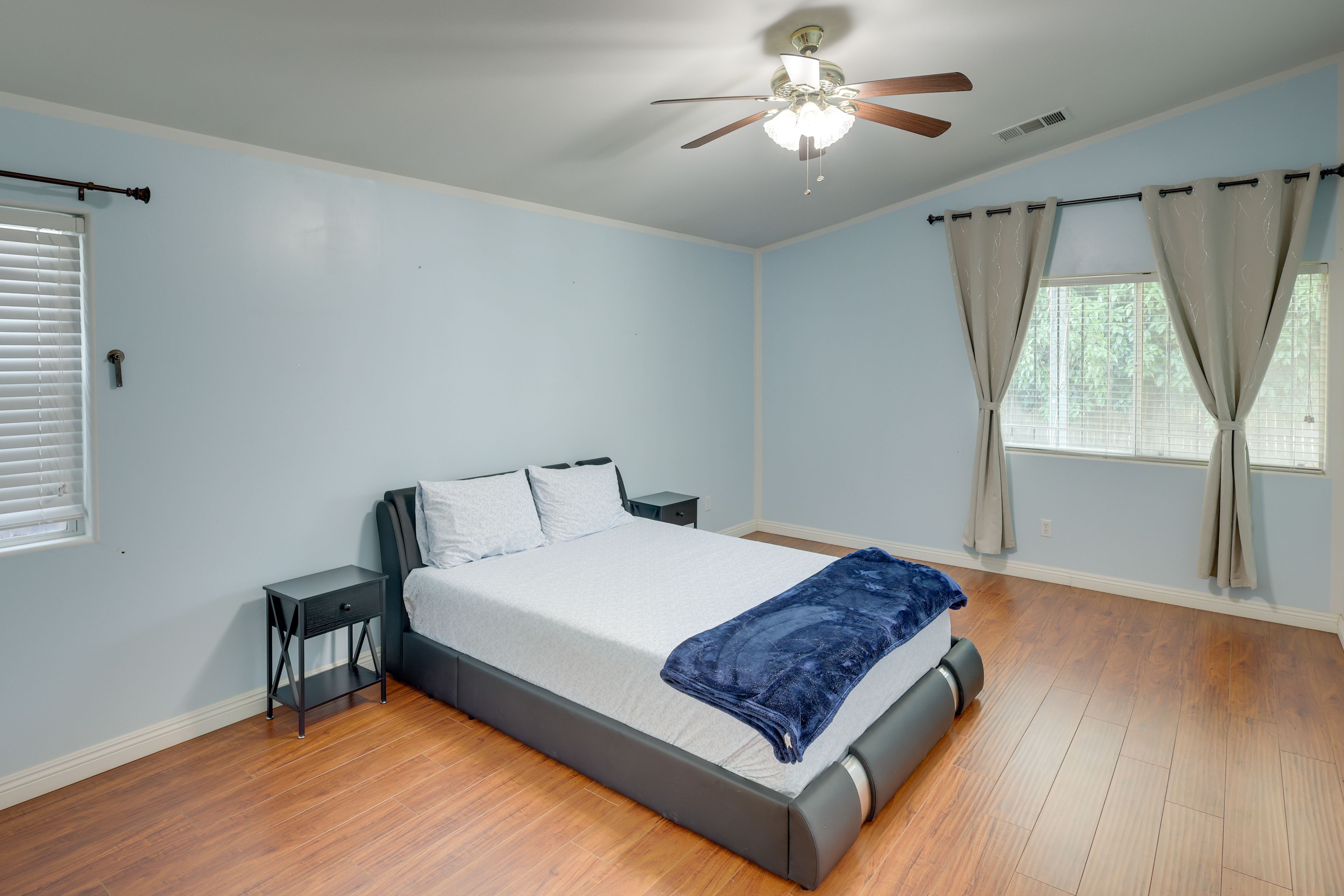 Bedroom 1 | Queen Bed | Linens Provided | En-Suite Bathroom