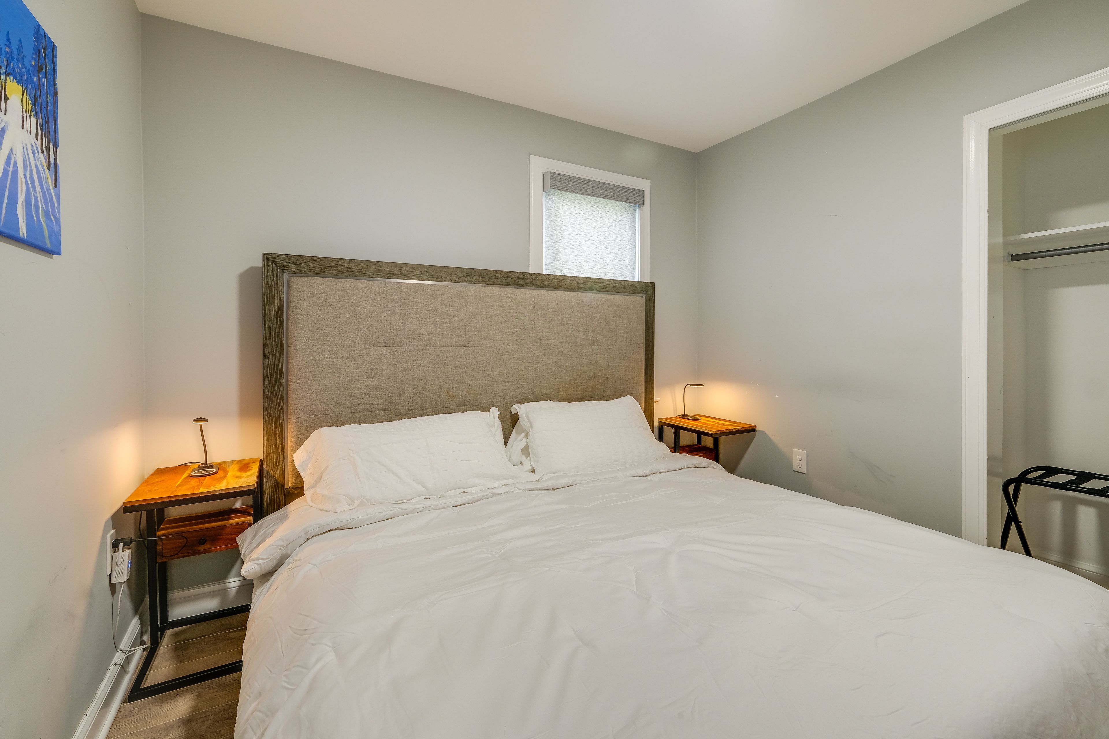 Bedroom | King Bed | Linens Provided | Smart TV