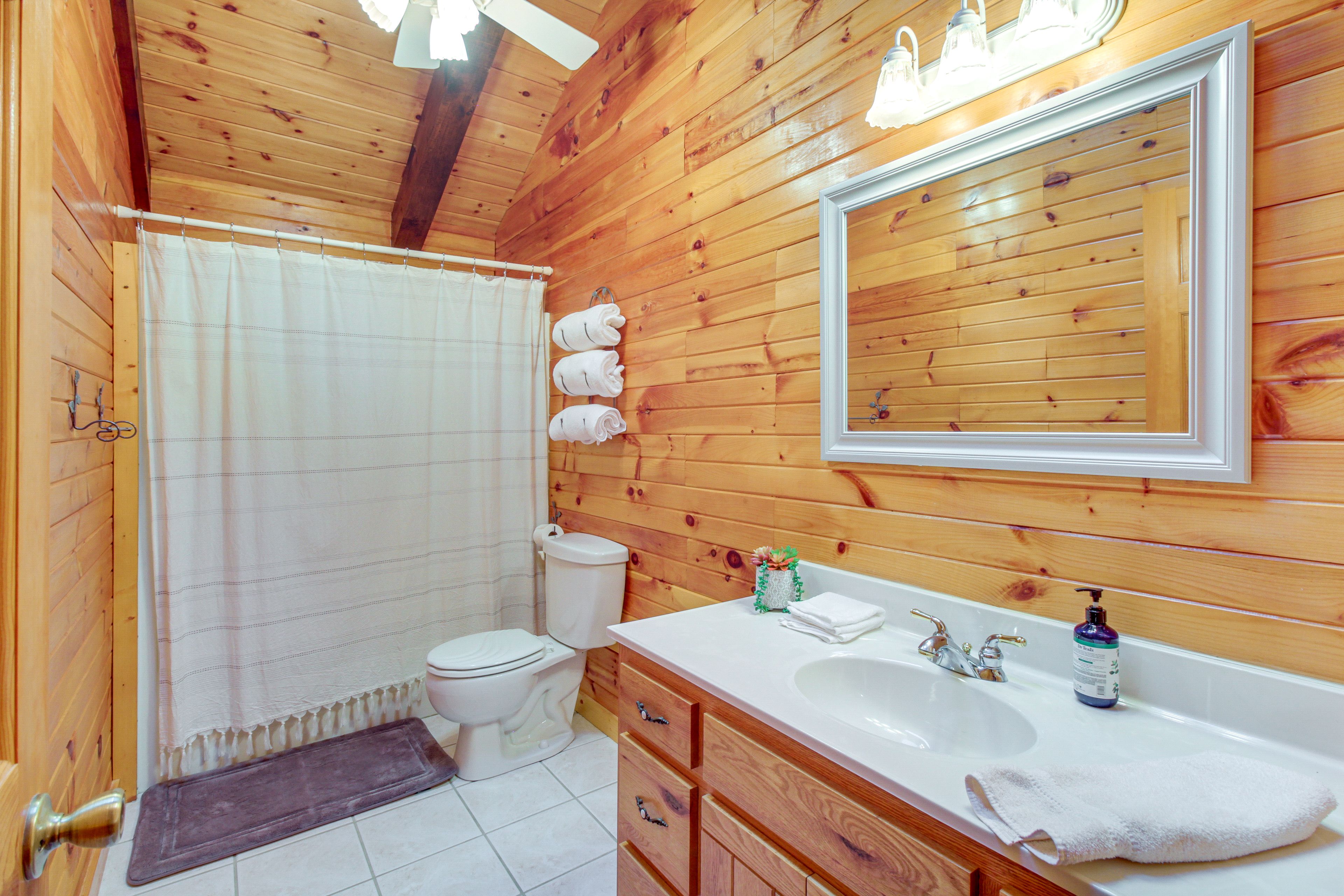 Full Bathroom
