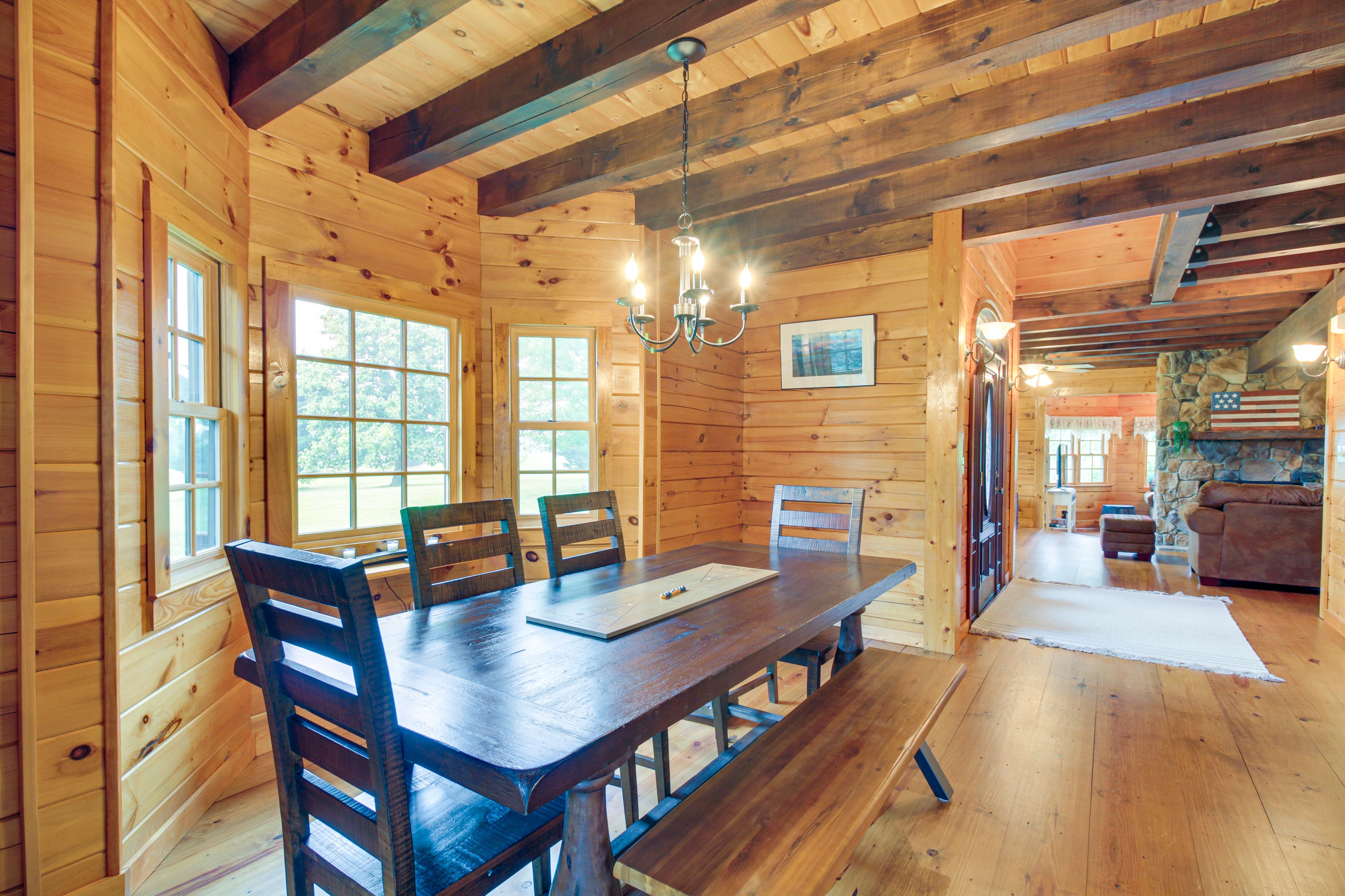 Dining Room | Dishware & Flatware Provided