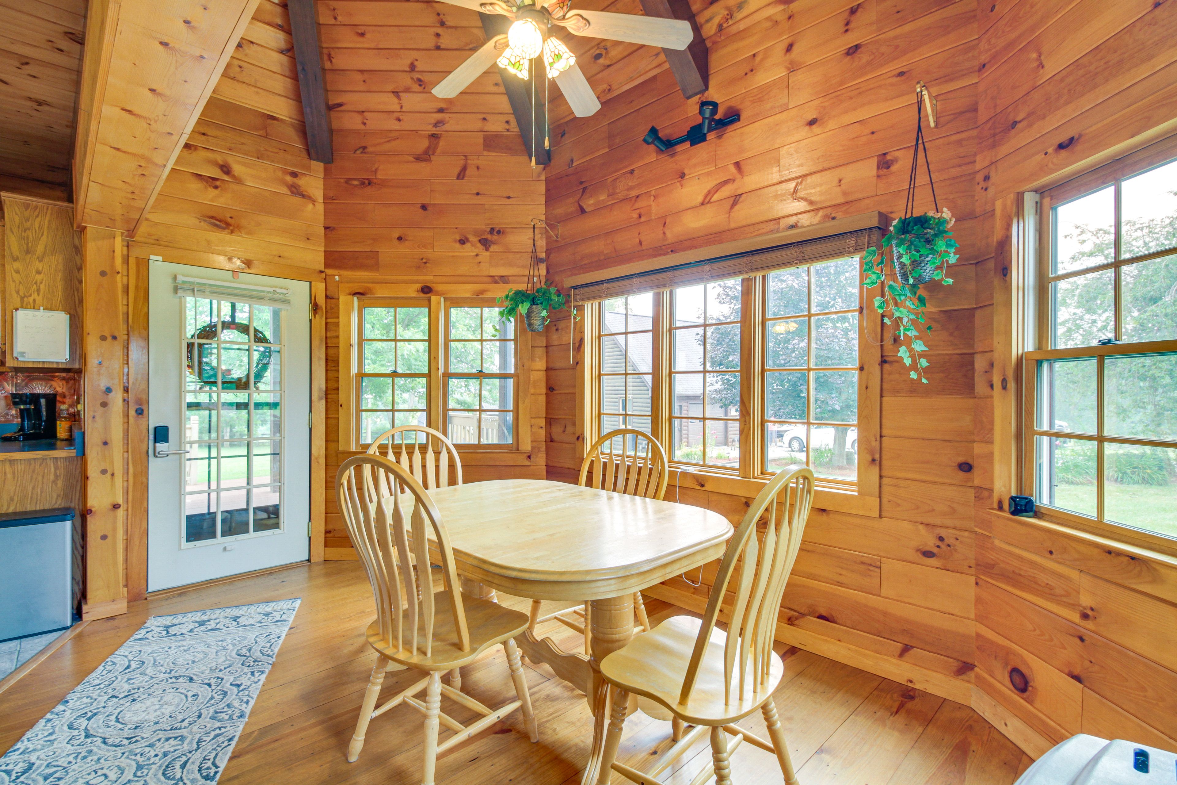 Breakfast Nook
