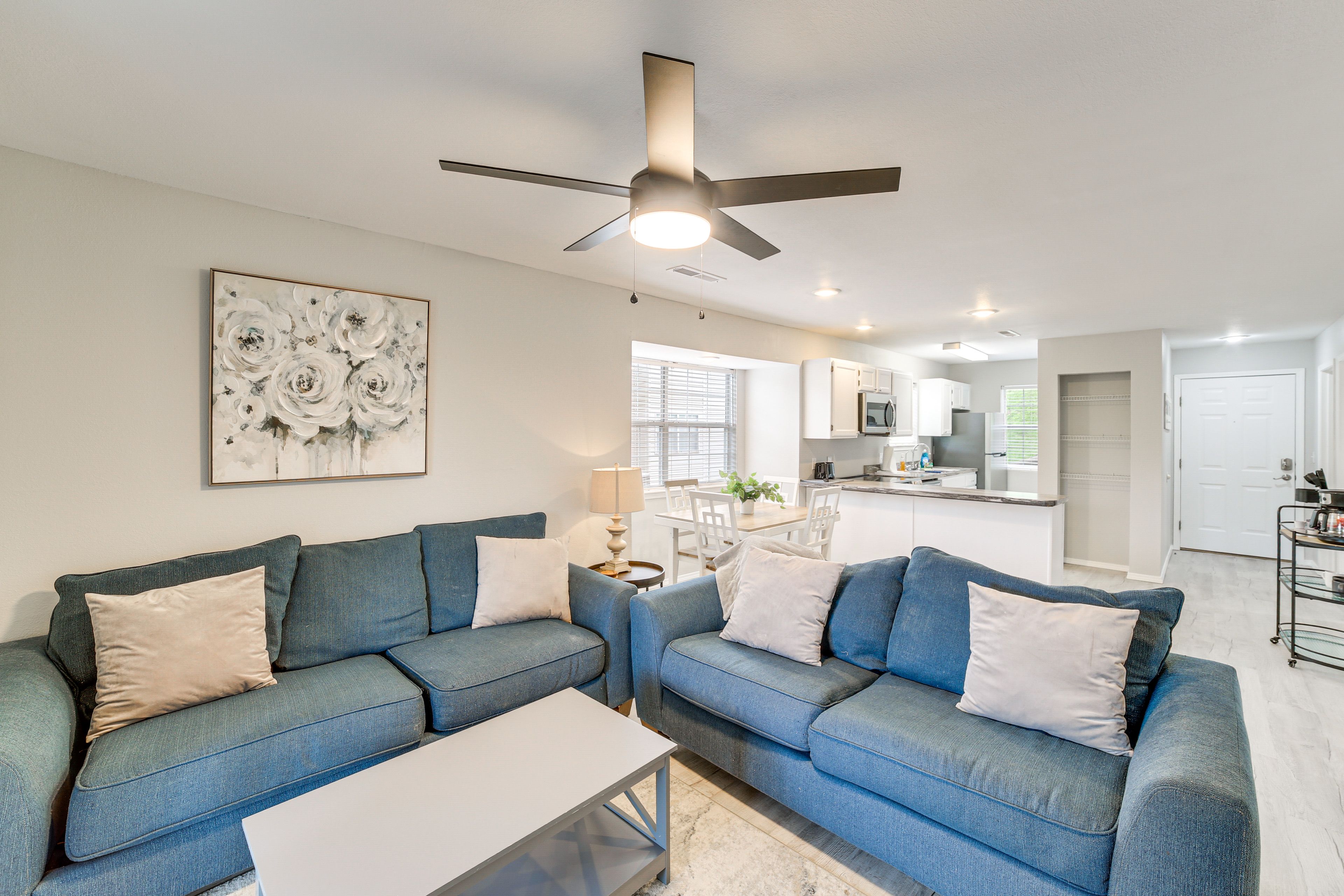 Branson Vacation Rental | 2BR | 2BA | 900 Sq Ft | Stairs Required for Access