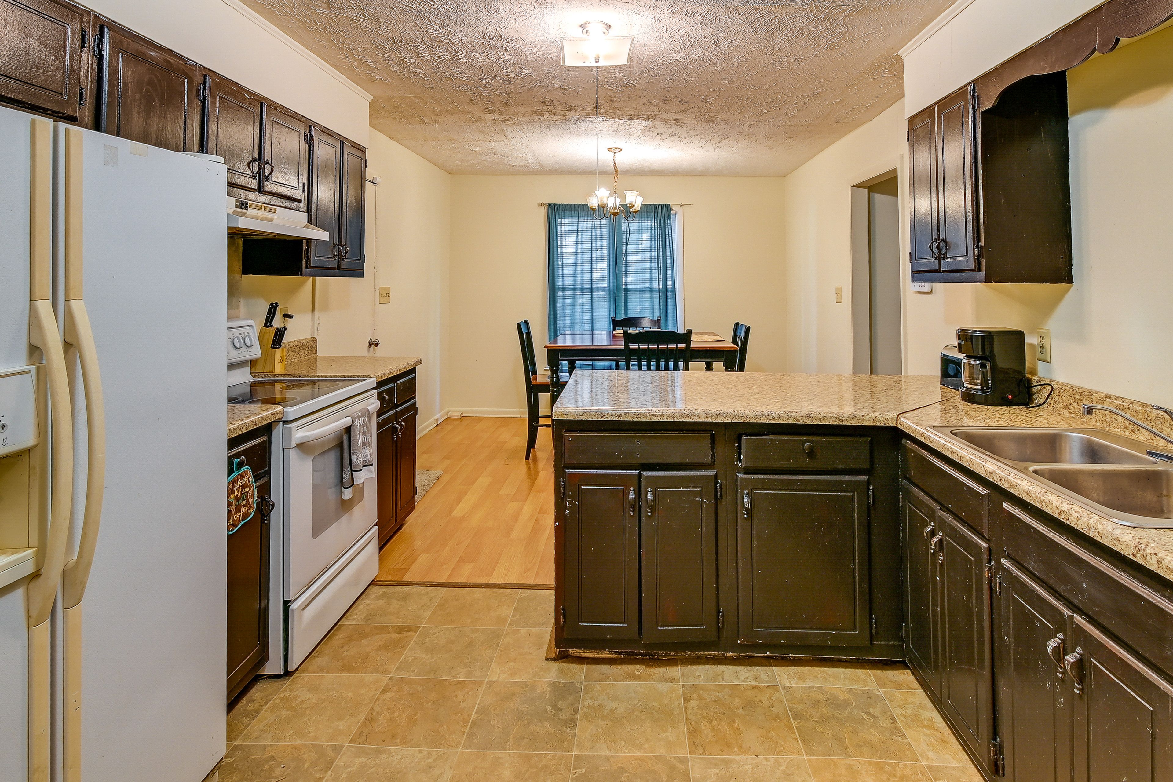 Fully Equipped Kitchen | Cooking Basics