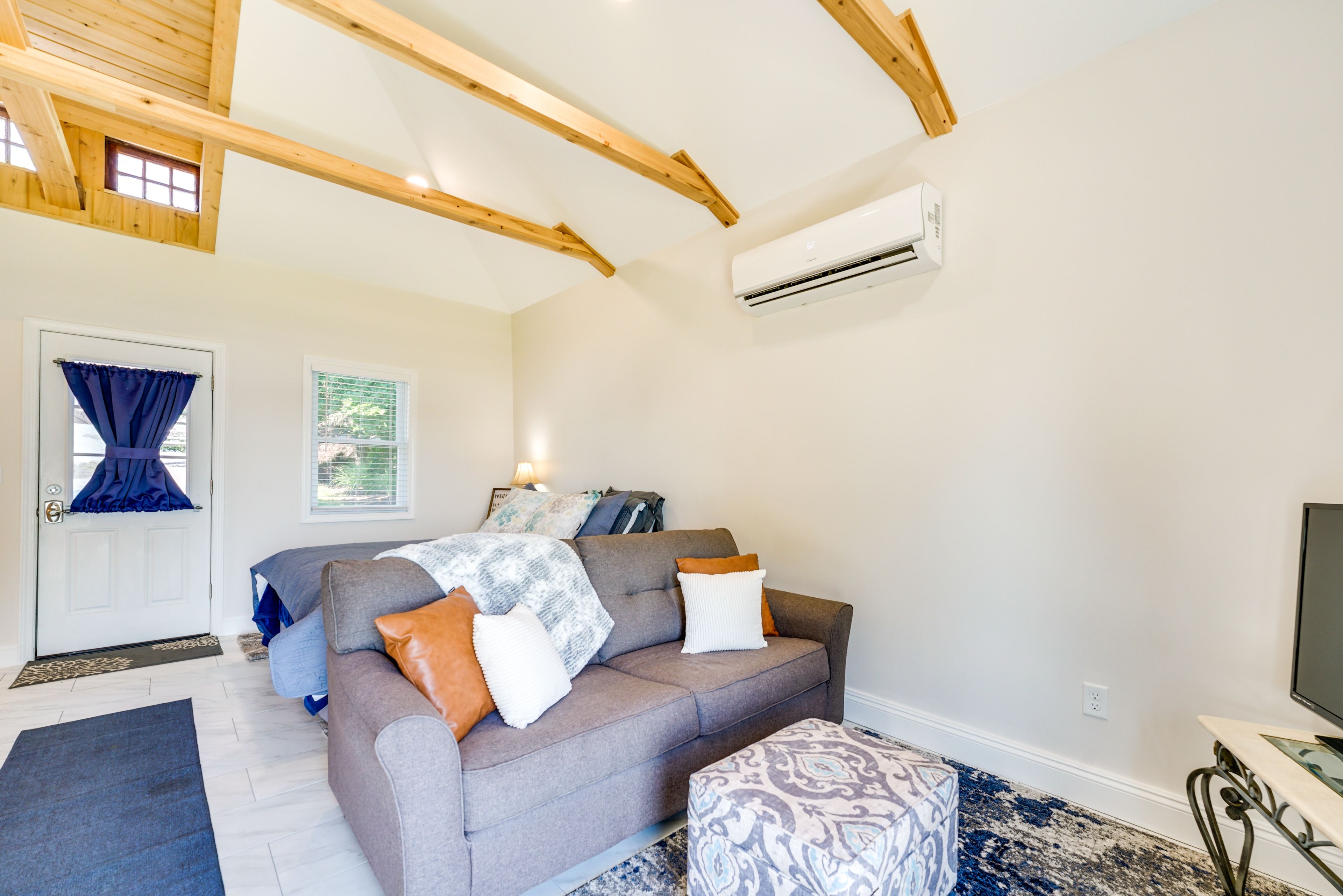 Studio | Full Sleeper Sofa | Smart TV