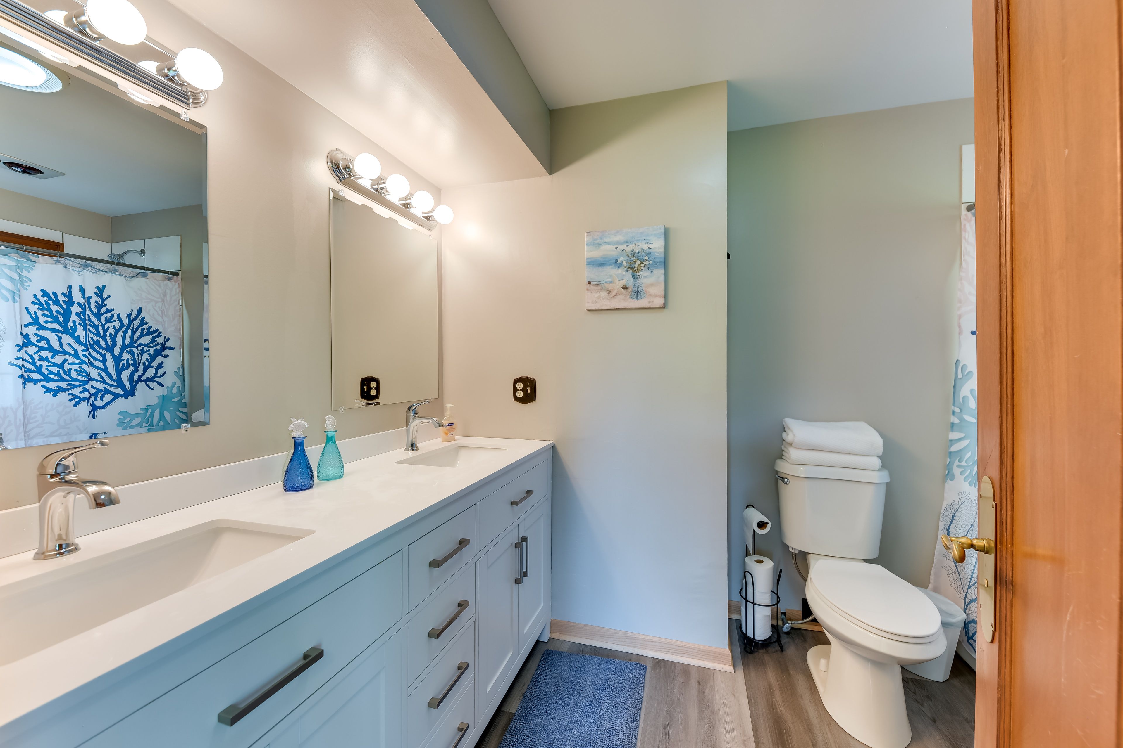 En-Suite Bathroom | Complimentary Toiletries | Hair Dryer
