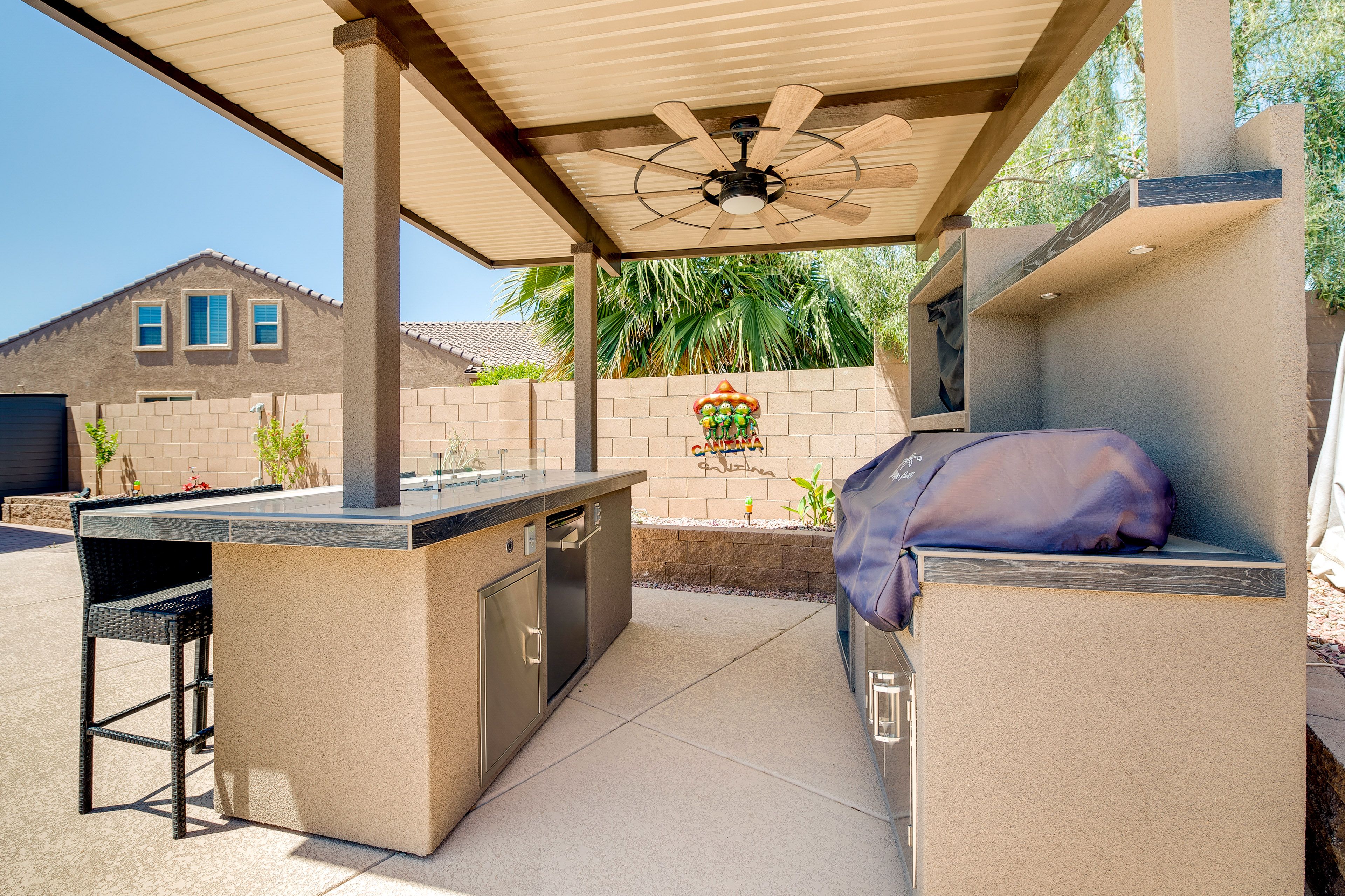 Outdoor Kitchen | Gas Grill
