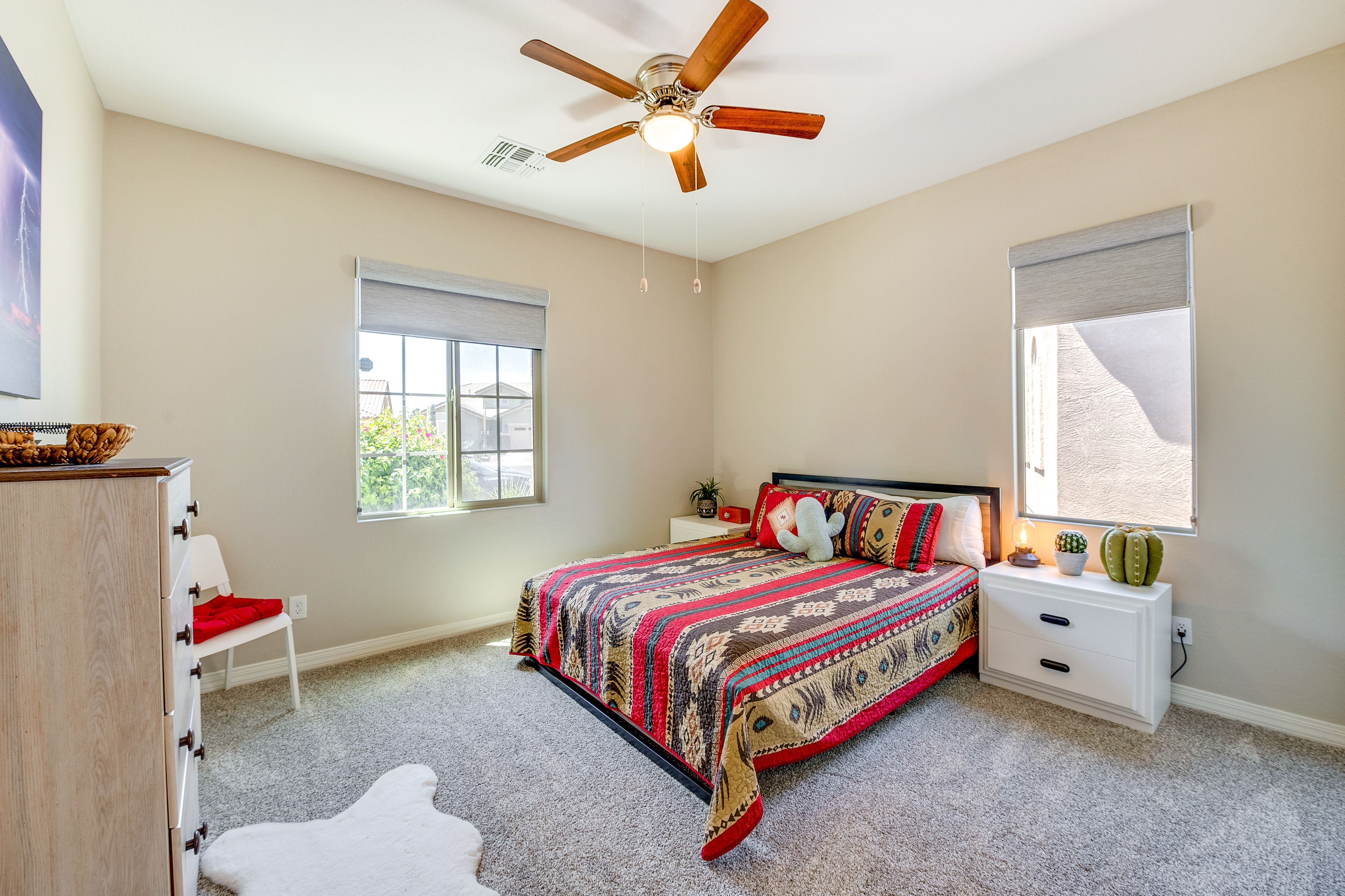 Bedroom 2 | Queen Bed